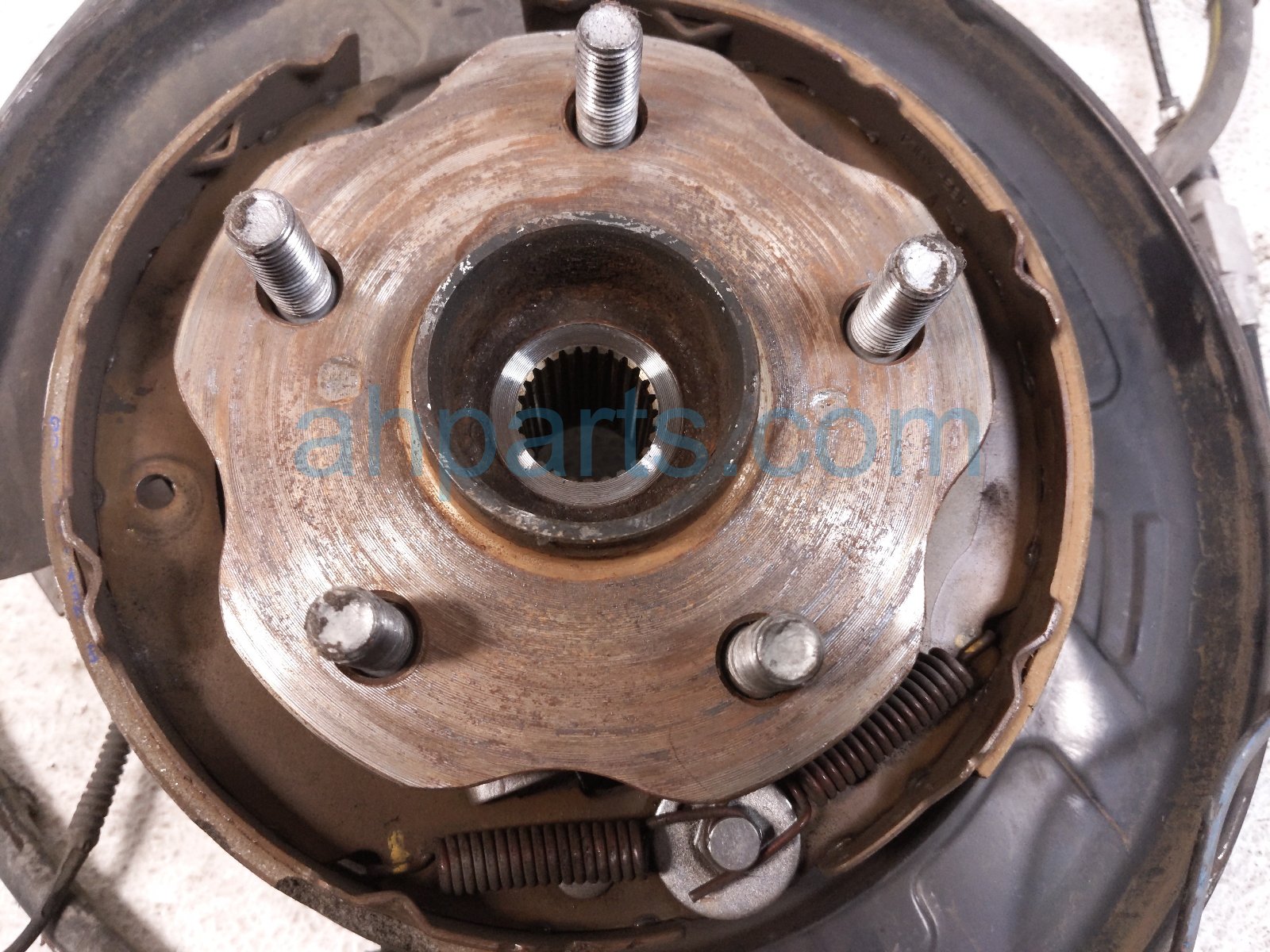 2015 Lexus Rx450h Axle Stub Rear Driver Spindle Knuckle Hub Awd 42410 0E031 Replacement 2015 Lexus Rx450h Axle Stub Rear Driver Spindle Knuckle Hub Awd 42410 0E031 Replacement thumbnail