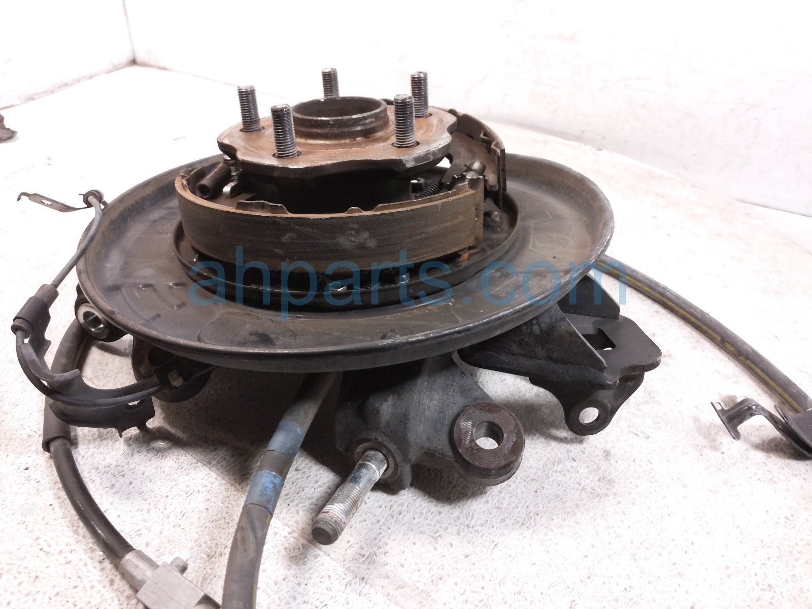 2015 Lexus Rx450h Axle Stub Rear Driver Spindle Knuckle Hub Awd 42410 0E031 Replacement 2015 Lexus Rx450h Axle Stub Rear Driver Spindle Knuckle Hub Awd 42410 0E031 Replacement thumbnail