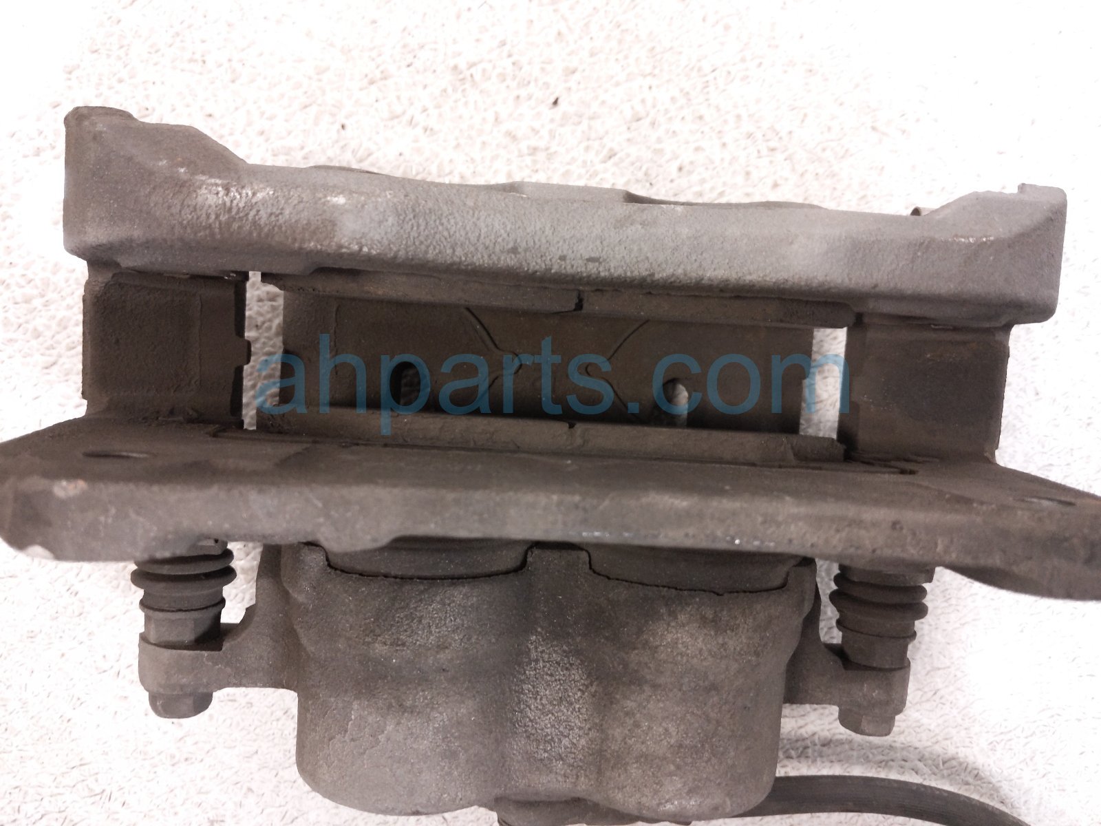 2015 Lexus Rx450h Front Driver Brake Caliper 47750 0E031 Replacement 2015 Lexus Rx450h Front Driver Brake Caliper 47750 0E031 Replacement thumbnail