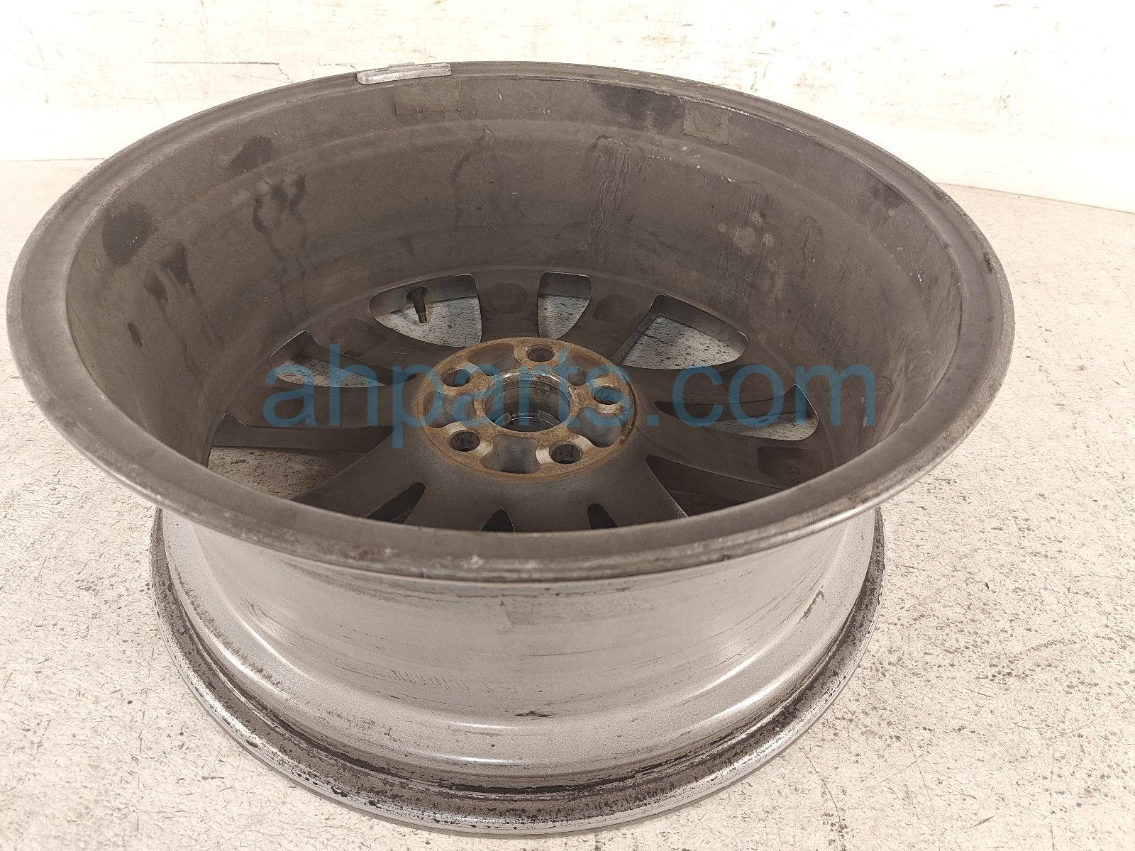 2015 Lexus Rx450h Front Driver Wheel / Rim *some Curb 4261A 0E060 Replacement 2015 Lexus Rx450h Front Driver Wheel / Rim *some Curb 4261A 0E060 Replacement thumbnail