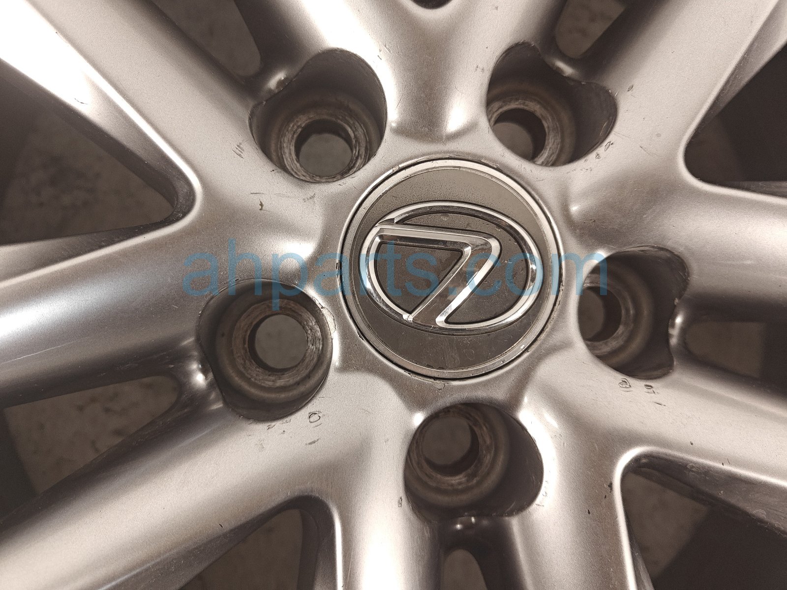 2015 Lexus Rx450h Rear Driver Wheel / Rim *curb Rash 4261A 0E060 Replacement 2015 Lexus Rx450h Rear Driver Wheel / Rim *curb Rash 4261A 0E060 Replacement thumbnail