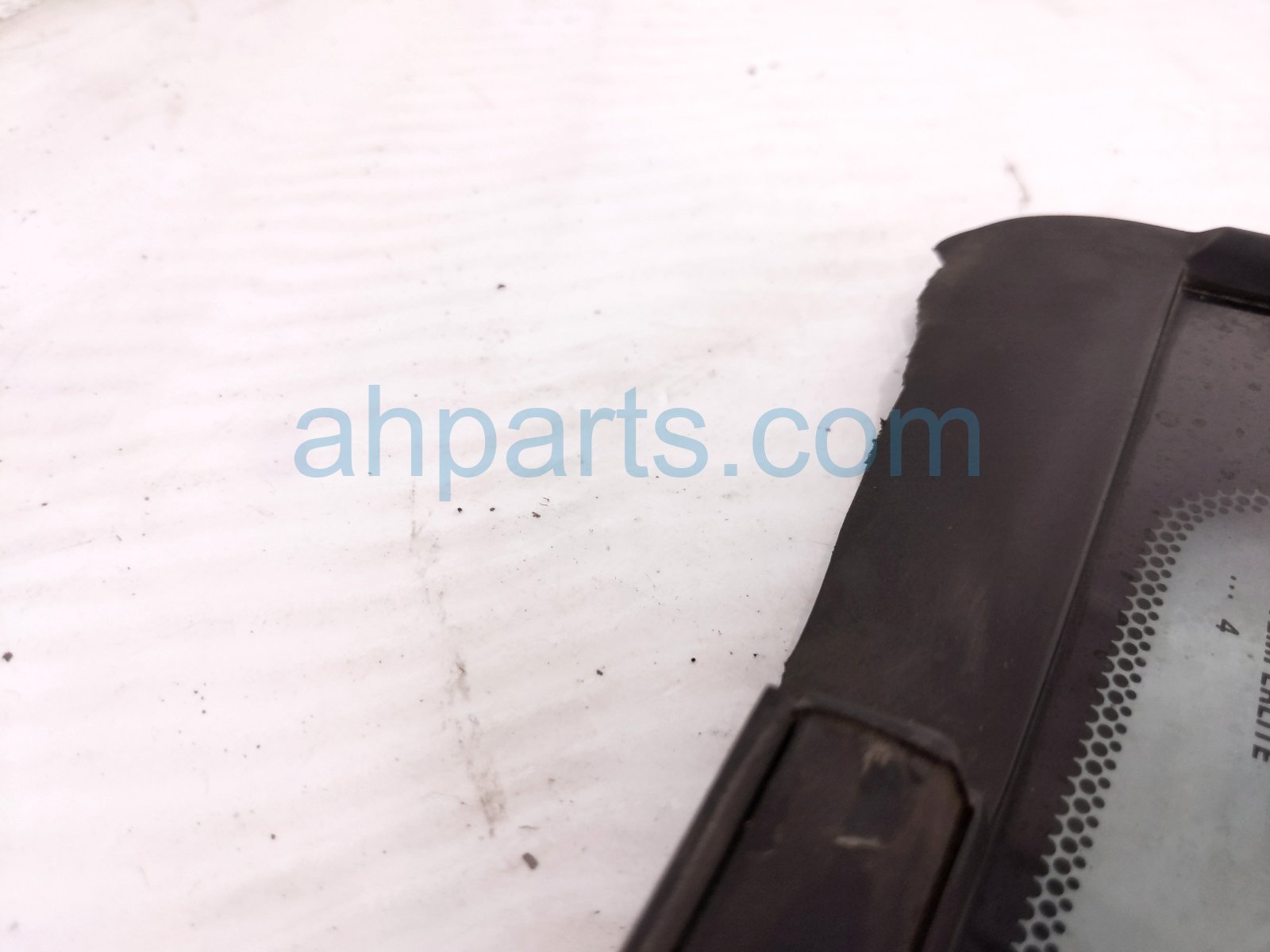 2015 Lexus Rx450h Door Windows / Front Passenger A pillar Vent Glass Window 62110 0E010 Replacement 2015 Lexus Rx450h Door Windows / Front Passenger A pillar Vent Glass Window 62110 0E010 Replacement thumbnail