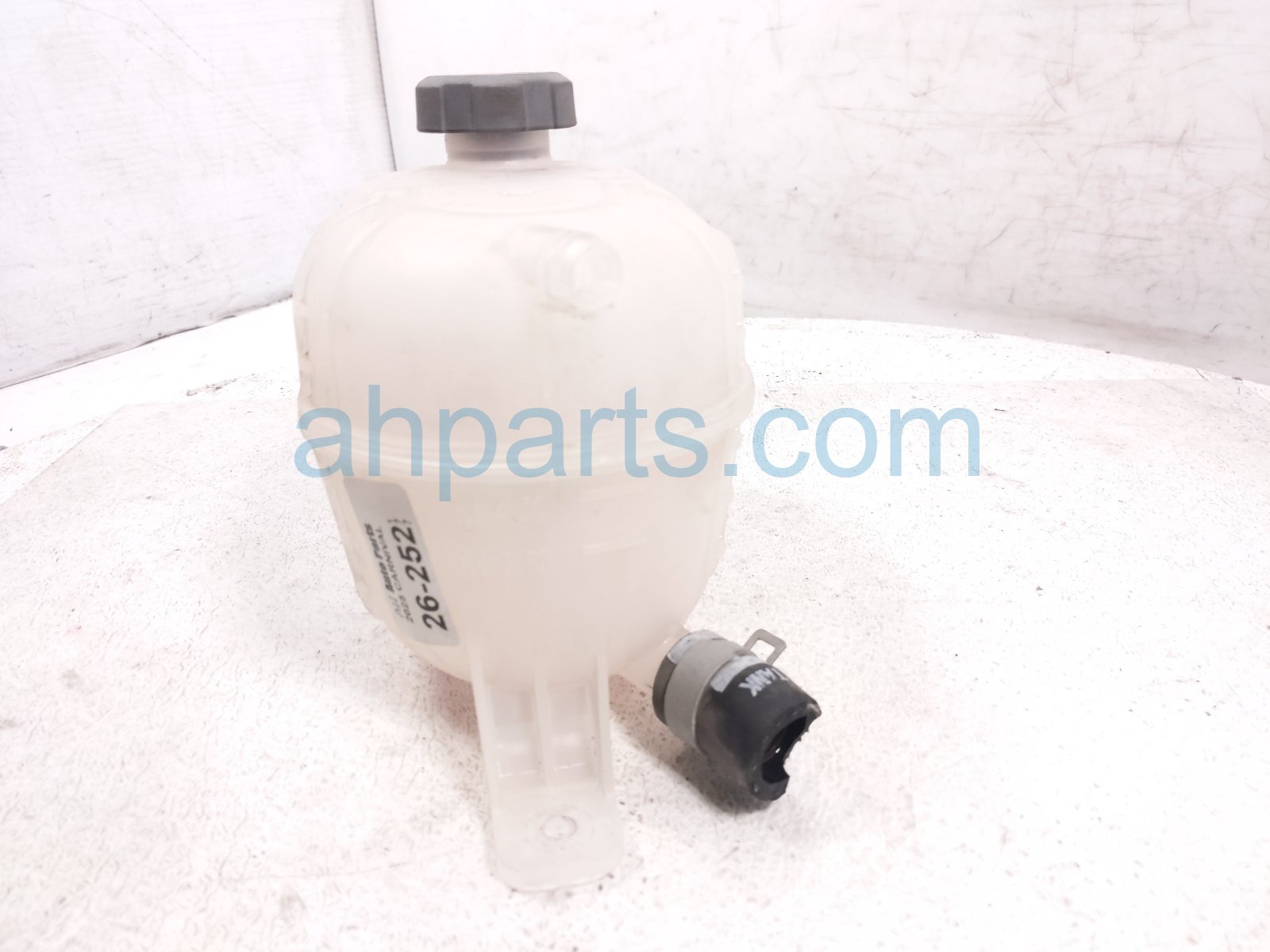 2025 Kia Carnival Coolant Overflow Reservoir Tank 25430 ES000 Replacement 2025 Kia Carnival Coolant Overflow Reservoir Tank 25430 ES000 Replacement thumbnail