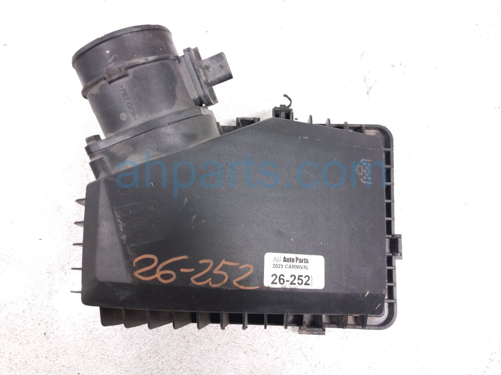 2025 Kia Carnival Intake Air Cleaner Upper Cover 28111 ES400 Replacement 2025 Kia Carnival Intake Air Cleaner Upper Cover 28111 ES400 Replacement thumbnail