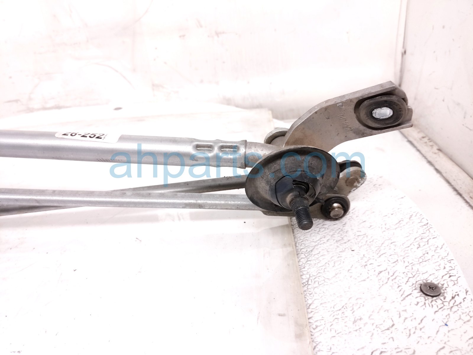 2025 Kia Carnival Front Arms Frt Windshield Wiper Motor & Linkage 98120 R0000 Replacement 2025 Kia Carnival Front Arms Frt Windshield Wiper Motor & Linkage 98120 R0000 Replacement thumbnail