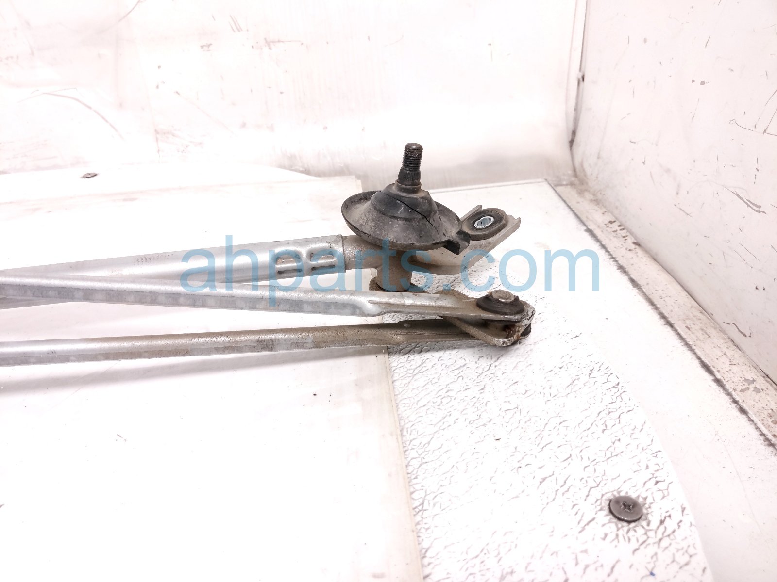 2025 Kia Carnival Front Arms Frt Windshield Wiper Motor & Linkage 98120 R0000 Replacement 2025 Kia Carnival Front Arms Frt Windshield Wiper Motor & Linkage 98120 R0000 Replacement thumbnail