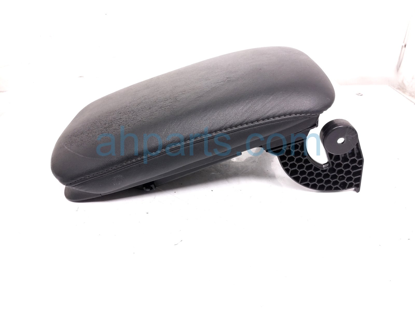 2015 Lexus Rx450h Center Console Lid/armrest Black 58905 0E070 C4 Replacement 2015 Lexus Rx450h Center Console Lid/armrest Black 58905 0E070 C4 Replacement thumbnail