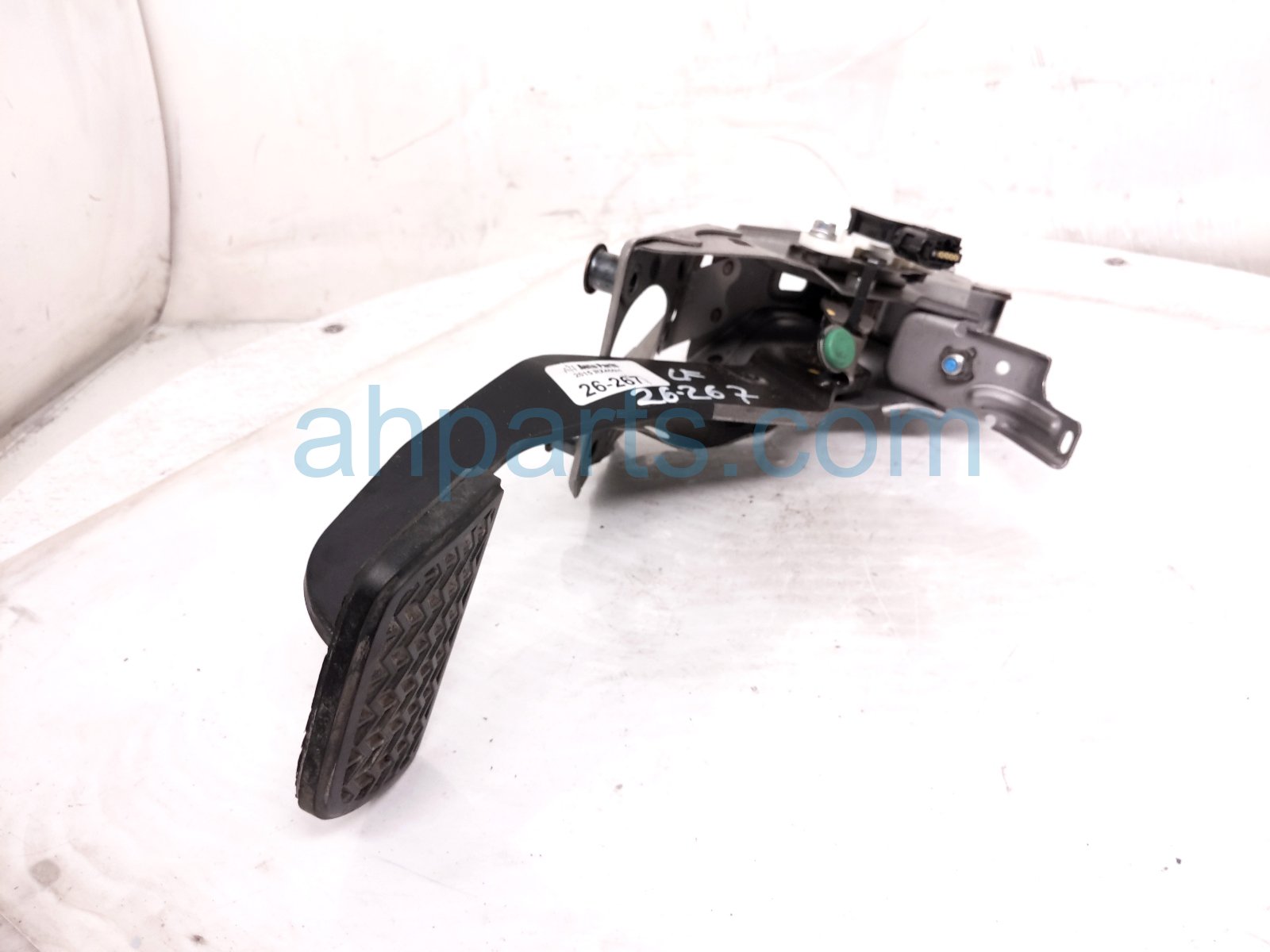 2015 Lexus Rx450h Brake Pedal Assy 3.5l Awd 47101 48171 Replacement 2015 Lexus Rx450h Brake Pedal Assy 3.5l Awd 47101 48171 Replacement thumbnail