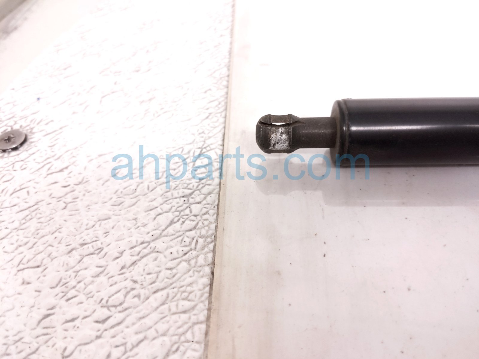 2015 Lexus Rx450h Driver Tailgate Lift Support Strut 68960 0E030 Replacement 2015 Lexus Rx450h Driver Tailgate Lift Support Strut 68960 0E030 Replacement thumbnail