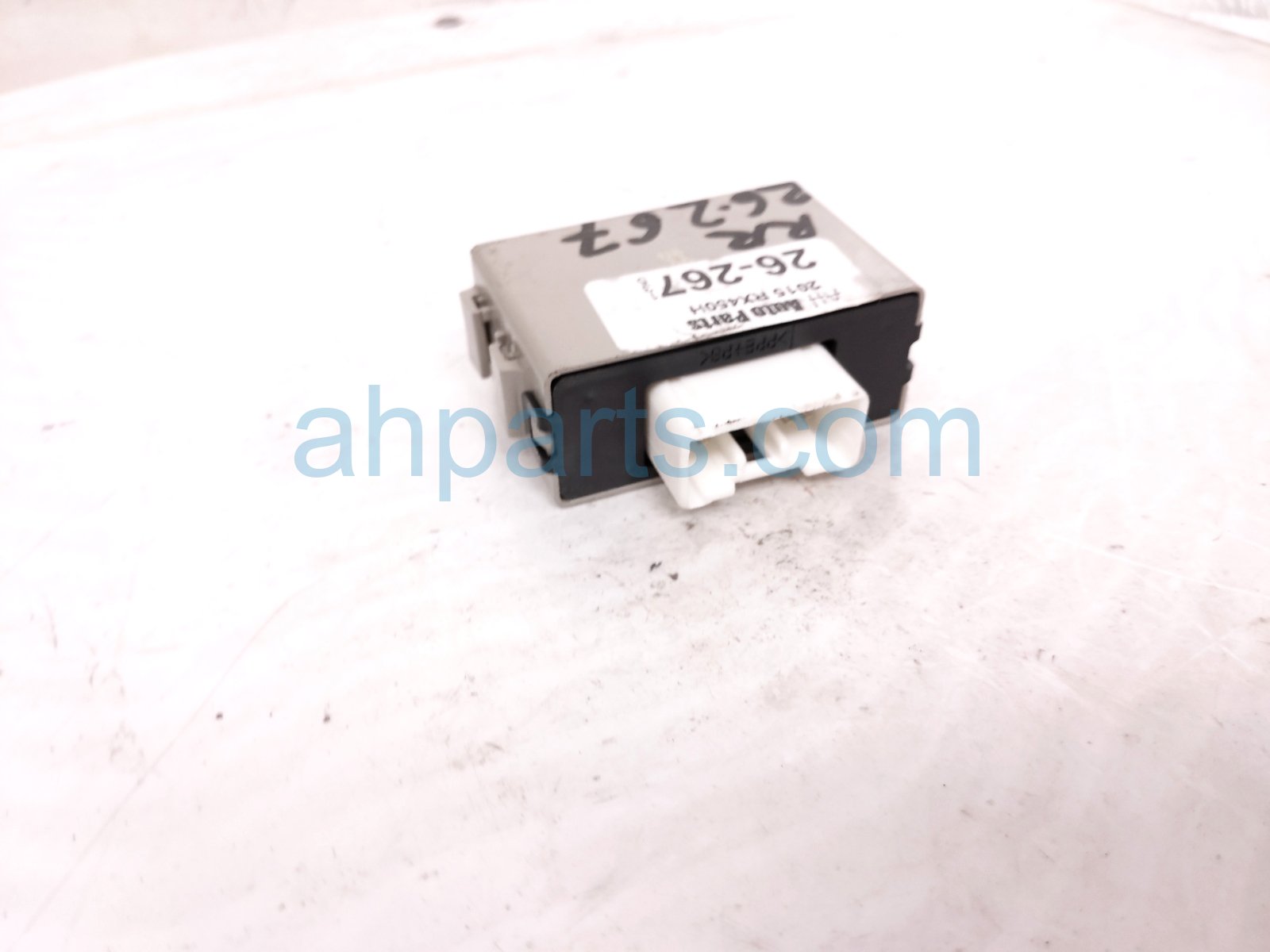 2015 Lexus Rx450h Towing Converter Relay 81985 YY020 Replacement 2015 Lexus Rx450h Towing Converter Relay 81985 YY020 Replacement thumbnail