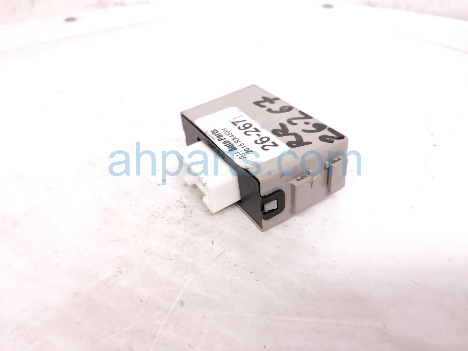 2015 Lexus Rx450h Towing Converter Relay 81985 YY020 Replacement 2015 Lexus Rx450h Towing Converter Relay 81985 YY020 Replacement thumbnail