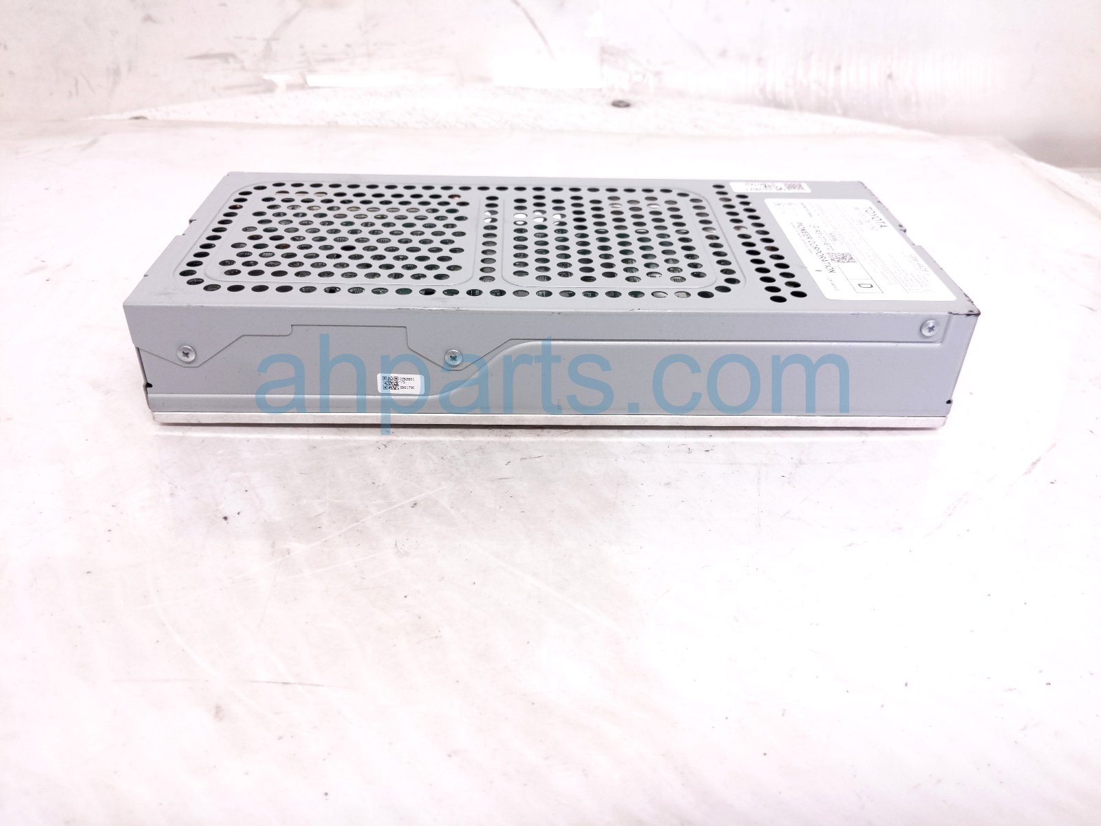 2015 Lexus Rx450h Audio Amplifier 86100 0E150 Replacement 2015 Lexus Rx450h Audio Amplifier 86100 0E150 Replacement thumbnail