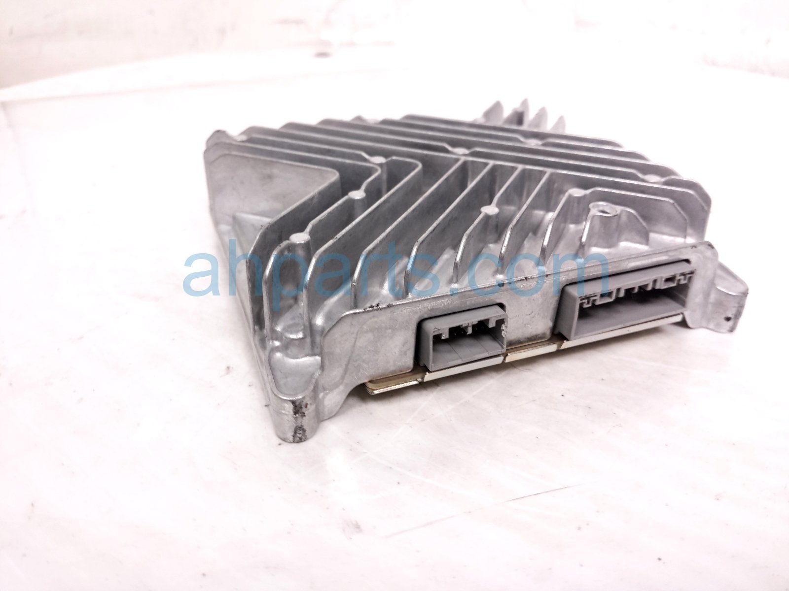 2025 Honda Civic Audio Amplifier 8A400 T43 A11 Replacement 2025 Honda Civic Audio Amplifier 8A400 T43 A11 Replacement thumbnail