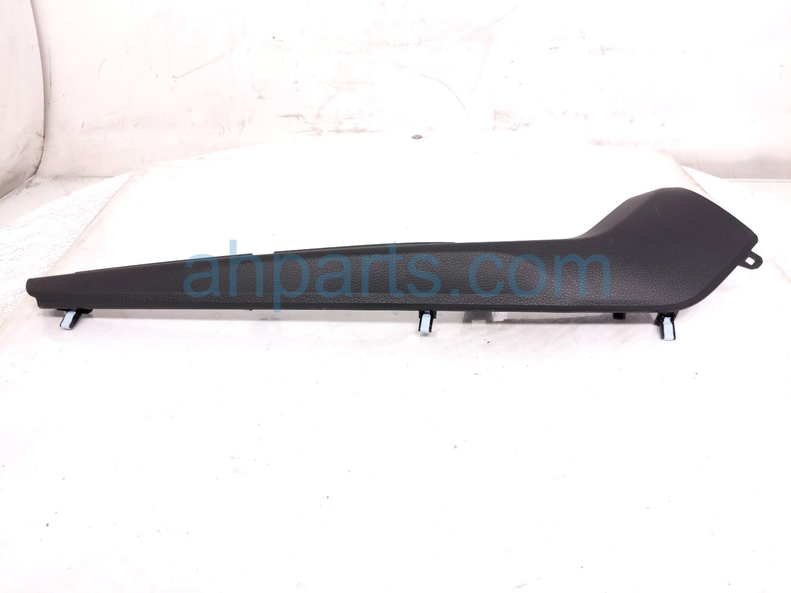 Honda RH CONSOLE SIDE TRIM GARNISH-BLK