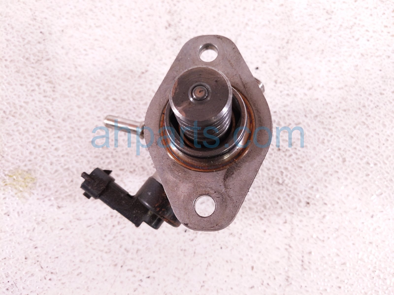 Subaru HIGH PRESSURE FUEL PUMP - ENGINE MTD
