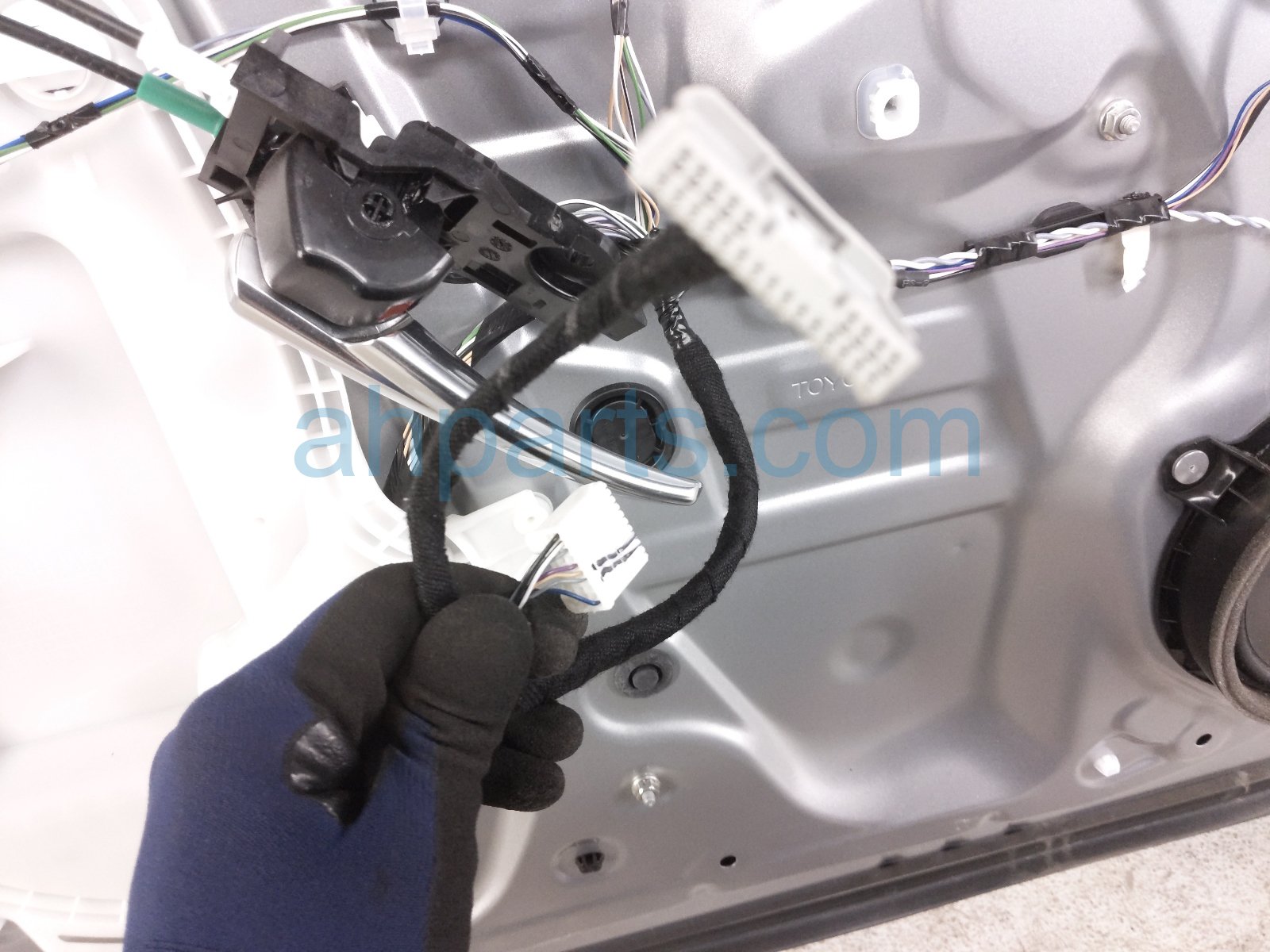 2024 Toyota Rav 4 Front Driver Door Silver No Mirror/trim 67002 0R151 Replacement 2024 Toyota Rav 4 Front Driver Door Silver No Mirror/trim 67002 0R151 Replacement thumbnail