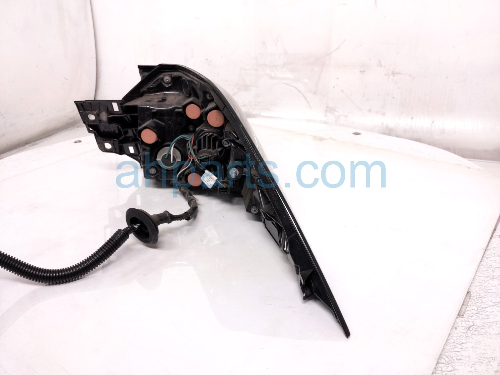 2024 Toyota Rav 4 Light / Rear Driver Tail Lamp (on Body) 81560 0R090 Replacement 2024 Toyota Rav 4 Light / Rear Driver Tail Lamp (on Body) 81560 0R090 Replacement thumbnail