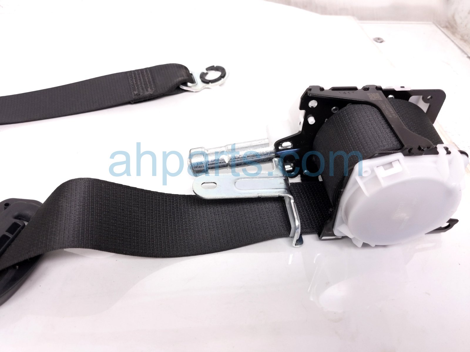 2024 Toyota Rav 4 Front Driver Seat Belt Black 73220 06390 C3 Replacement 2024 Toyota Rav 4 Front Driver Seat Belt Black 73220 06390 C3 Replacement thumbnail