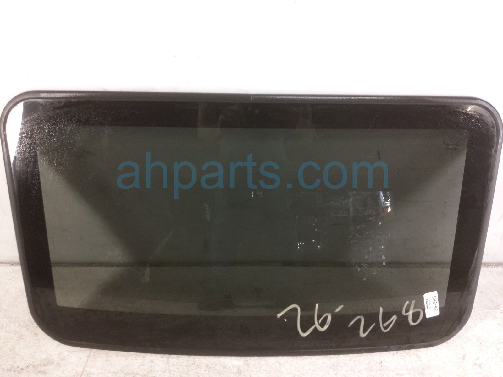 Toyota SUN ROOF GLASS WINDOW