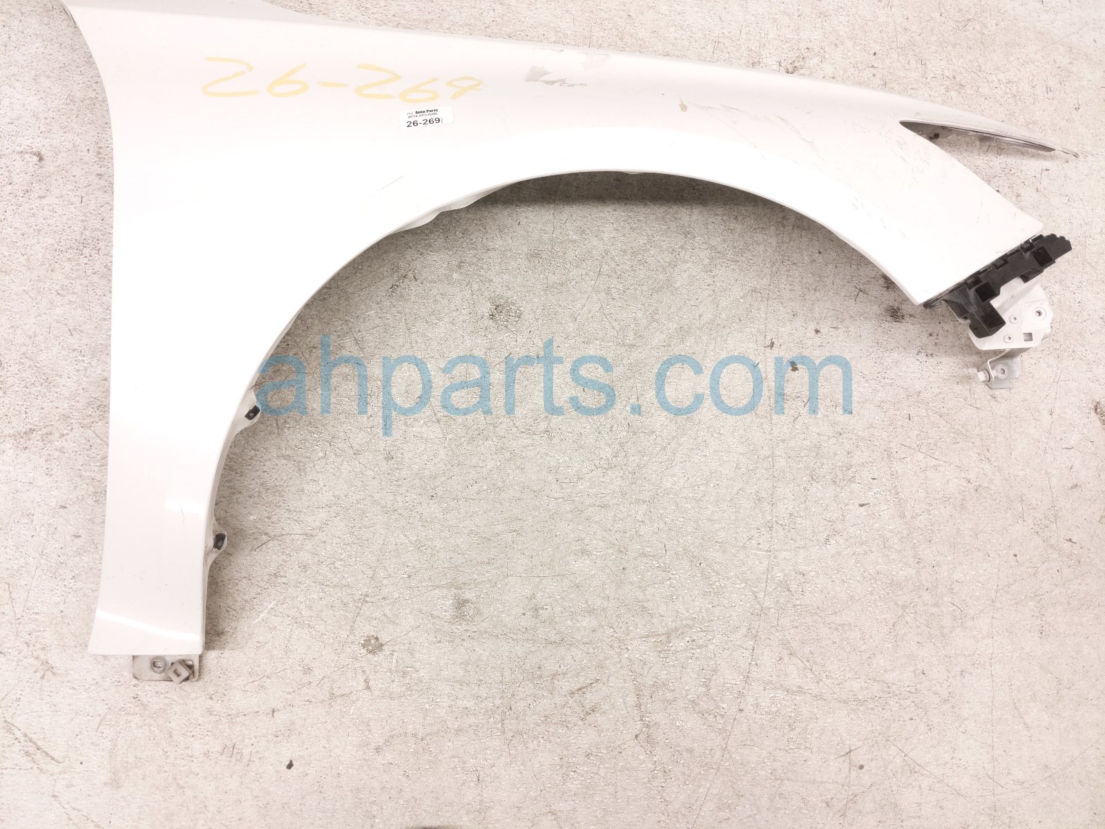 2018 Honda Accord Front Passenger Fender White 60210 TVA A00ZZ Replacement 2018 Honda Accord Front Passenger Fender White 60210 TVA A00ZZ Replacement thumbnail