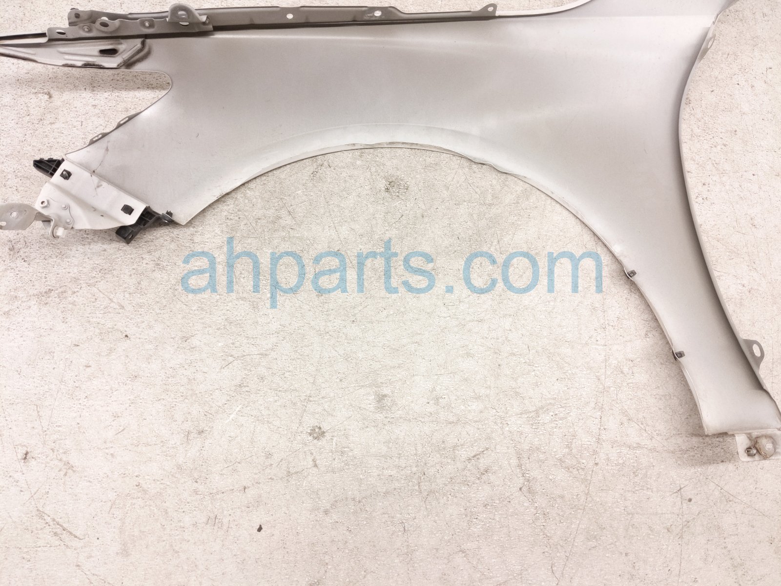 2018 Honda Accord Front Passenger Fender White 60210 TVA A00ZZ Replacement 2018 Honda Accord Front Passenger Fender White 60210 TVA A00ZZ Replacement thumbnail