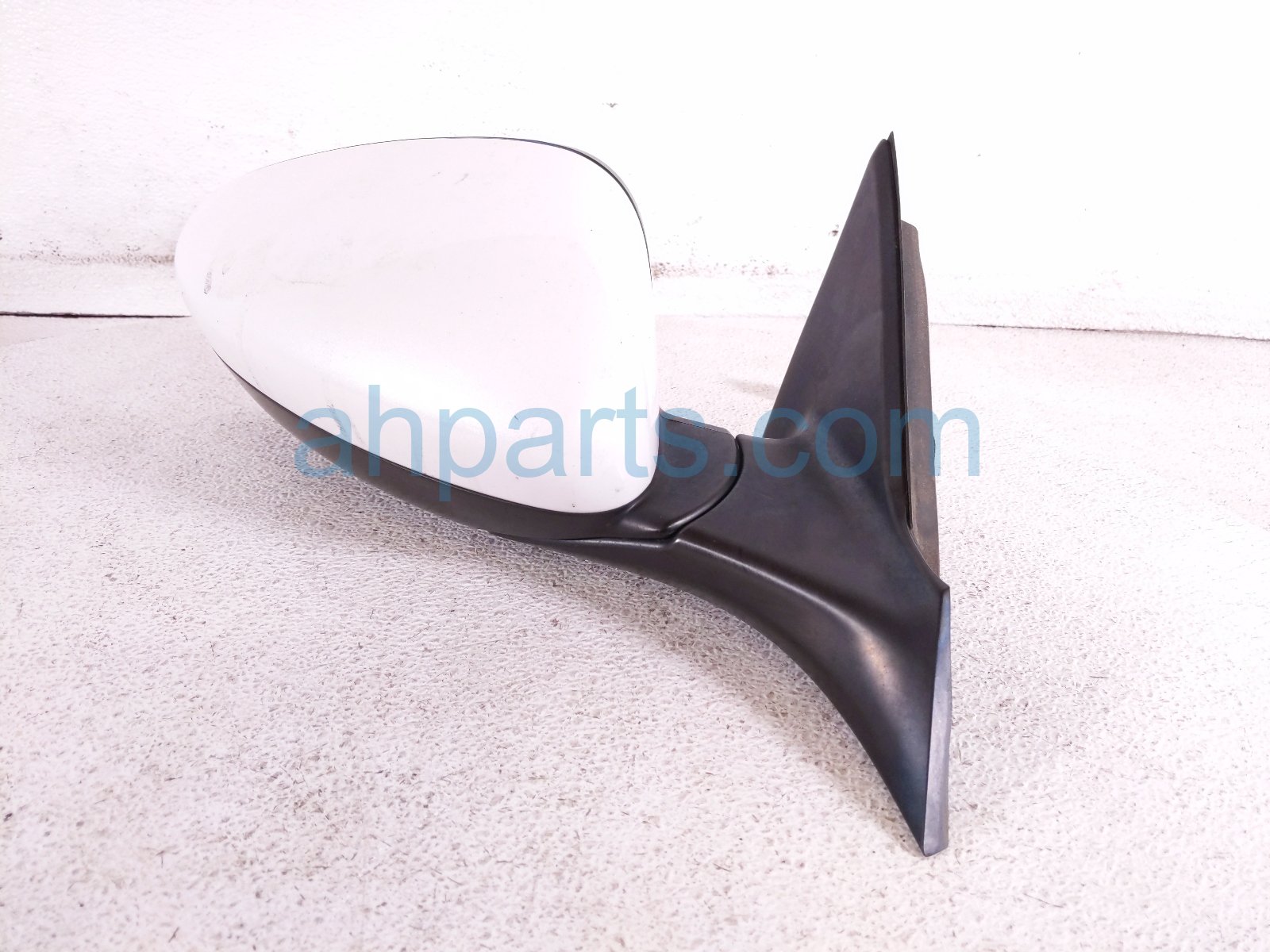 2018 Honda Accord Rear Passenger Side View Mirror White 76208 TVA A02 Replacement 2018 Honda Accord Rear Passenger Side View Mirror White 76208 TVA A02 Replacement thumbnail