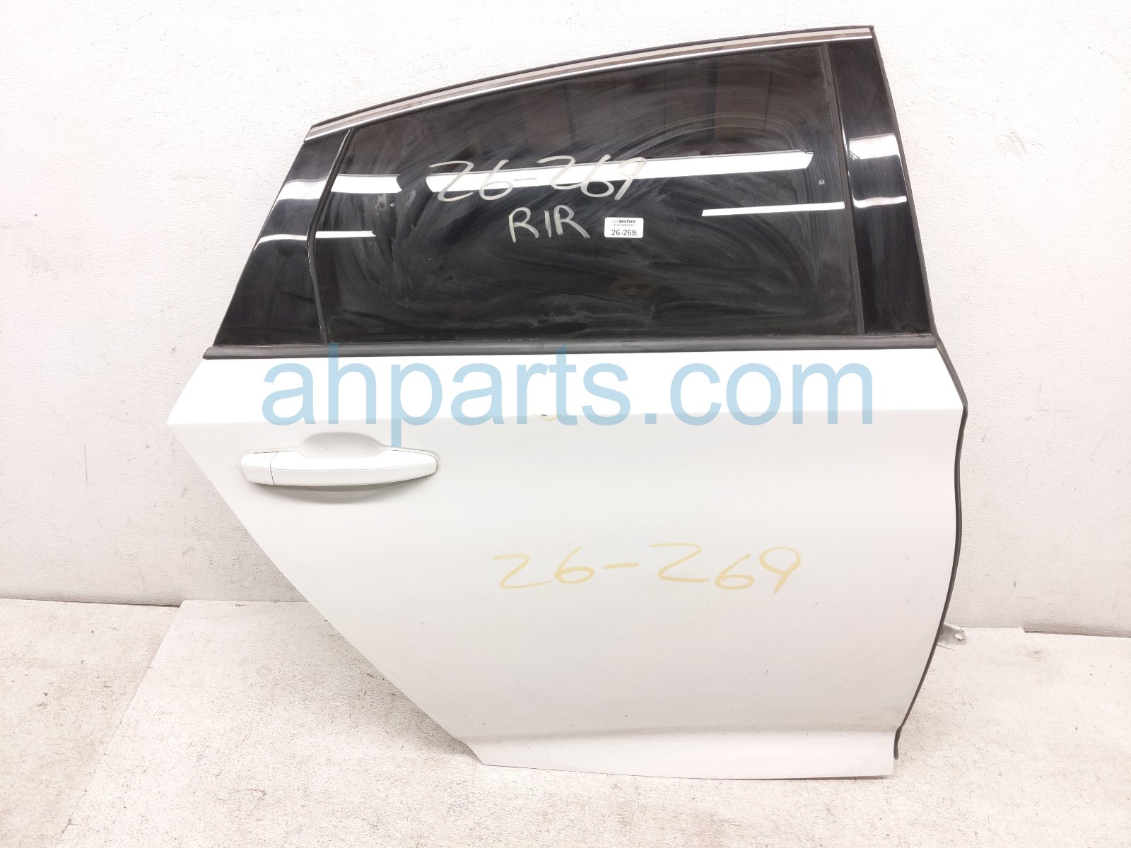 2018 Honda Accord Rear Passenger Door White No Inside Trim 67510 TVA 325ZZ Replacement 2018 Honda Accord Rear Passenger Door White No Inside Trim 67510 TVA 325ZZ Replacement thumbnail