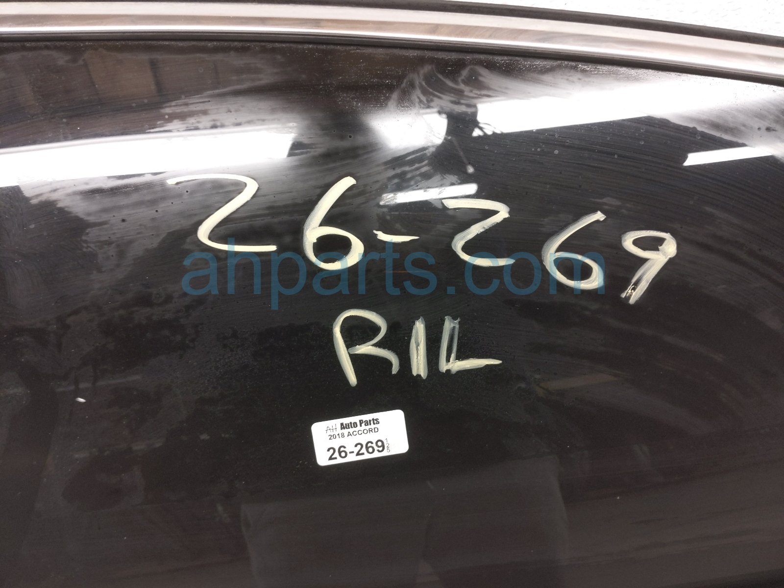 2018 Honda Accord Rear Driver Door White No Inside Trim 67550 TVA 325ZZ Replacement 2018 Honda Accord Rear Driver Door White No Inside Trim 67550 TVA 325ZZ Replacement thumbnail