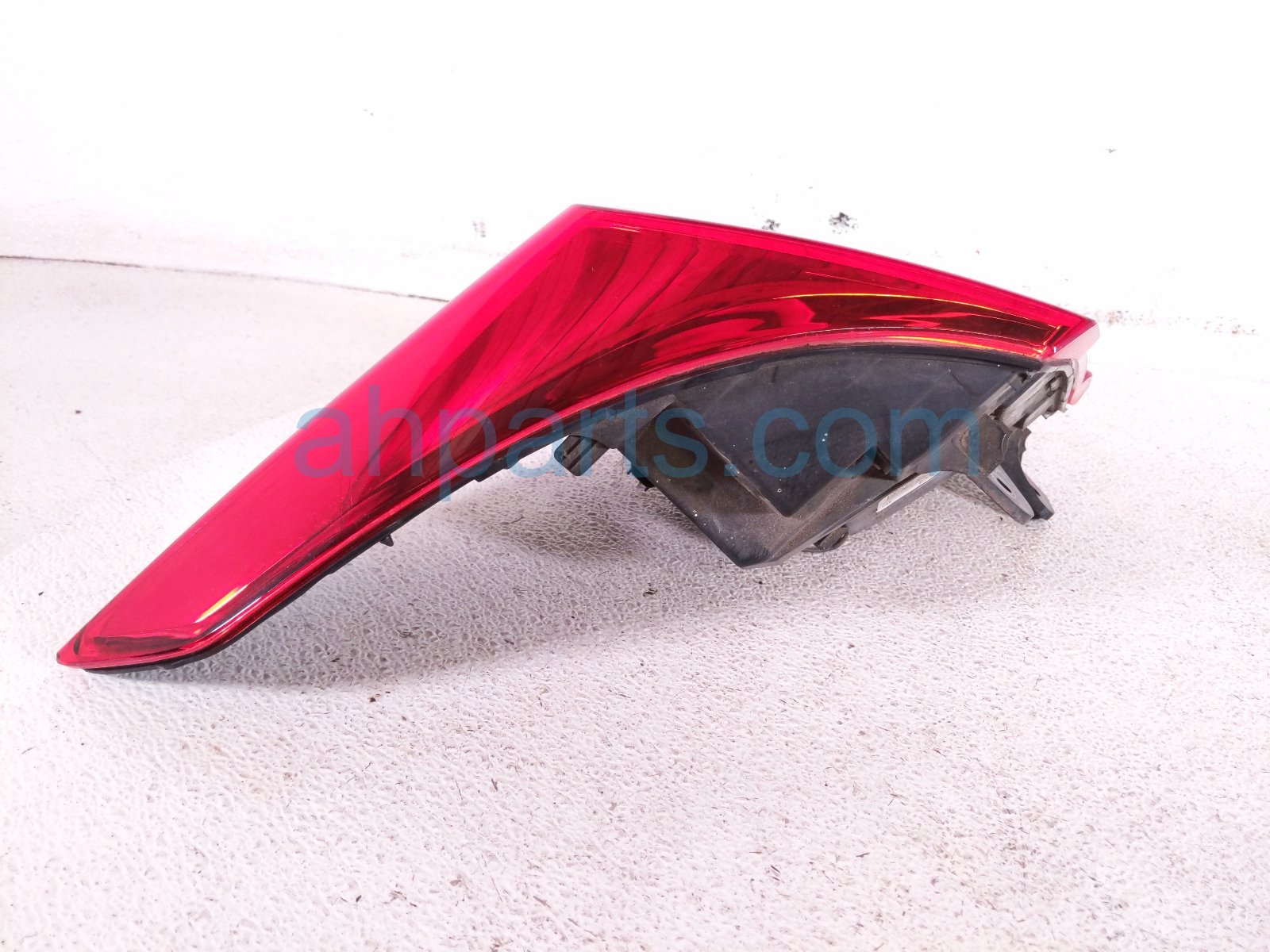 2018 Honda Accord Light / Rear Passenger Tail Lamp (on Body) 33500 TVA A01 Replacement 2018 Honda Accord Light / Rear Passenger Tail Lamp (on Body) 33500 TVA A01 Replacement thumbnail