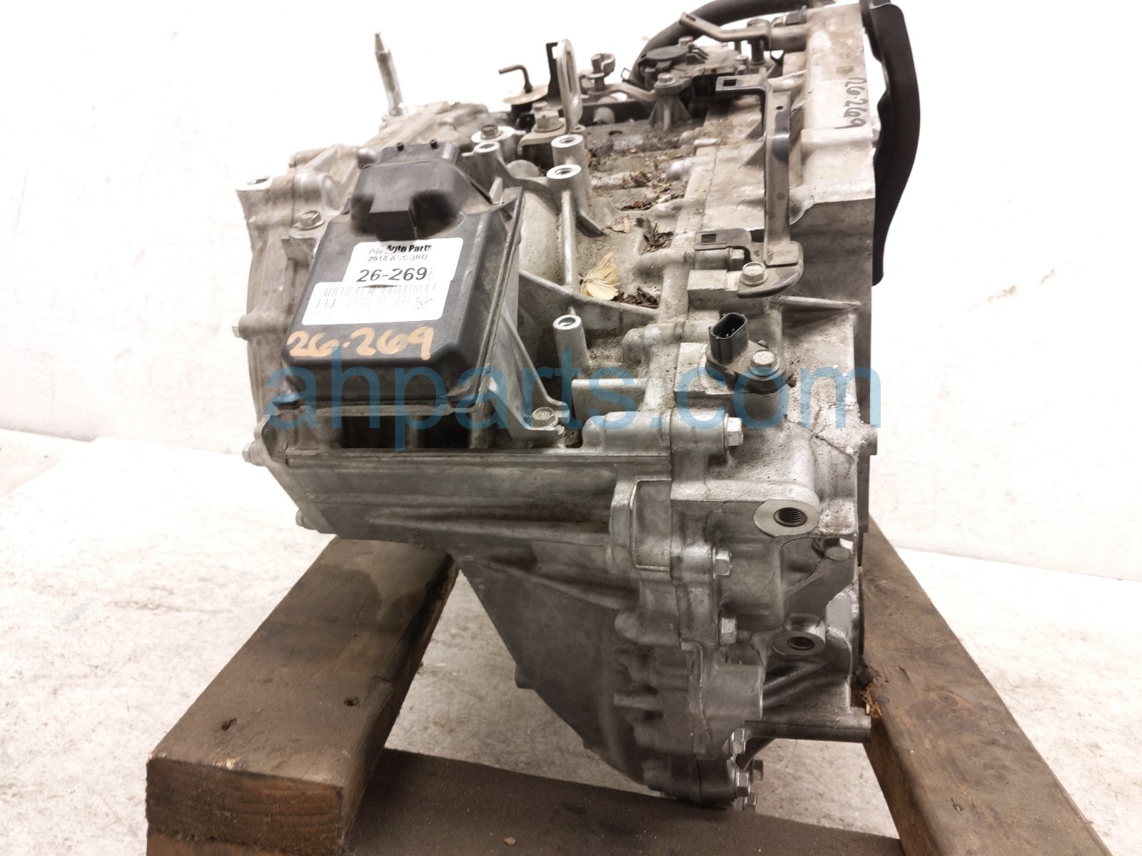 2018 Honda Accord Automatic Transmission = 96k Mi 20031 6A7 010 Replacement 2018 Honda Accord Automatic Transmission = 96k Mi 20031 6A7 010 Replacement thumbnail
