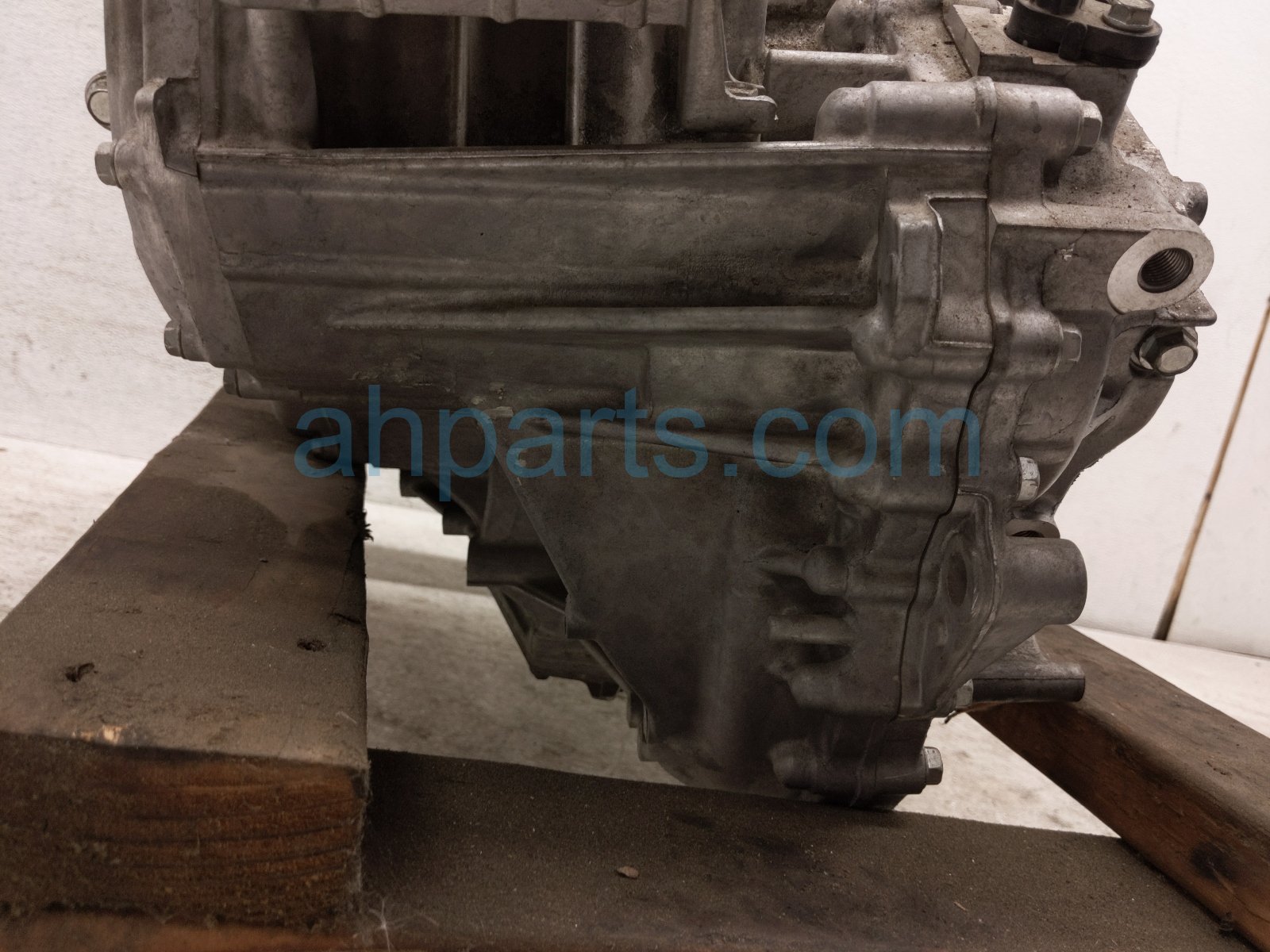 2018 Honda Accord Automatic Transmission = 96k Mi 20031 6A7 010 Replacement 2018 Honda Accord Automatic Transmission = 96k Mi 20031 6A7 010 Replacement thumbnail