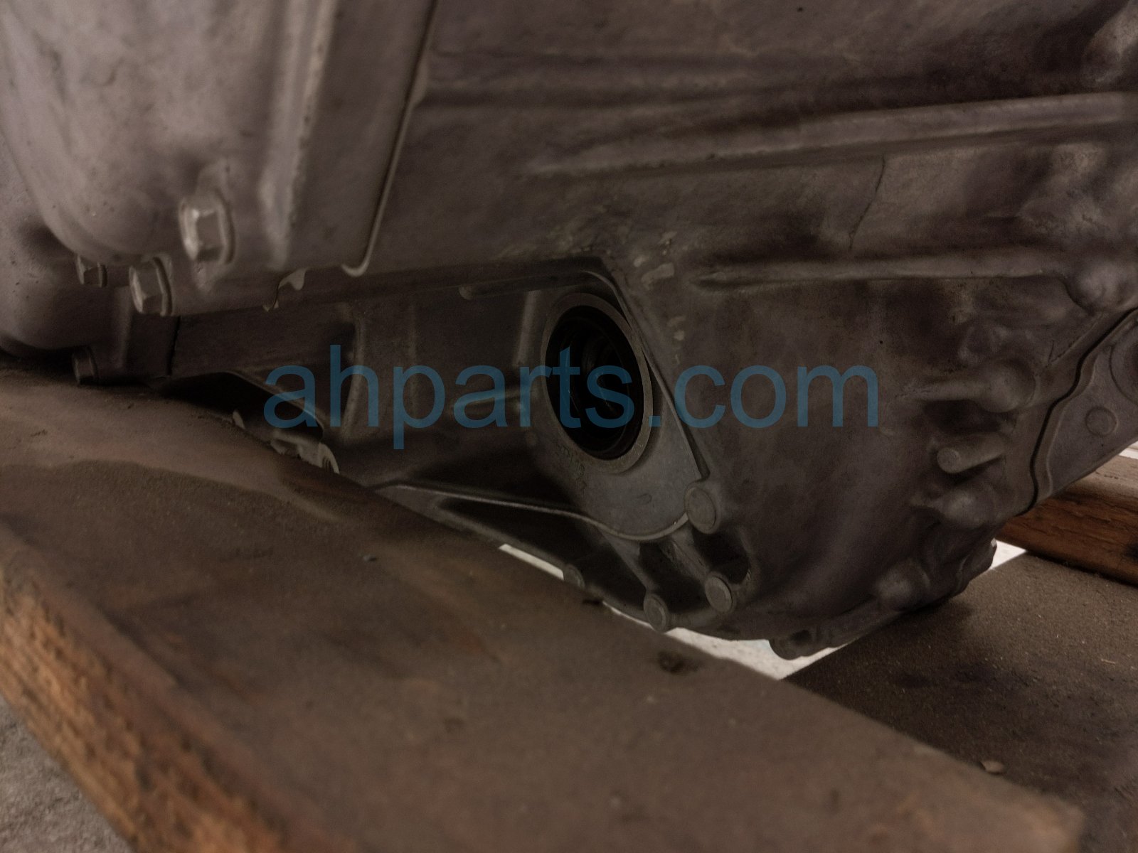 2018 Honda Accord Automatic Transmission = 96k Mi 20031 6A7 010 Replacement 2018 Honda Accord Automatic Transmission = 96k Mi 20031 6A7 010 Replacement thumbnail