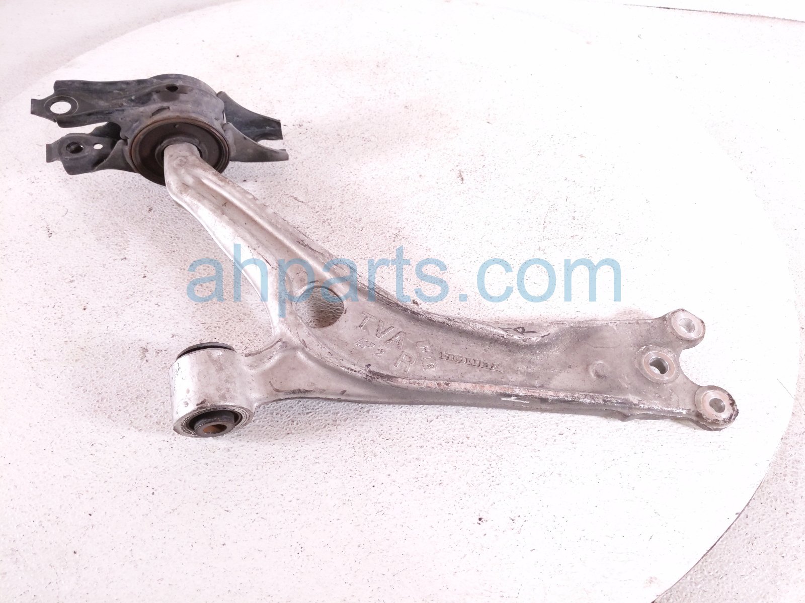 Honda FR/RH LOWER CONTROL ARM