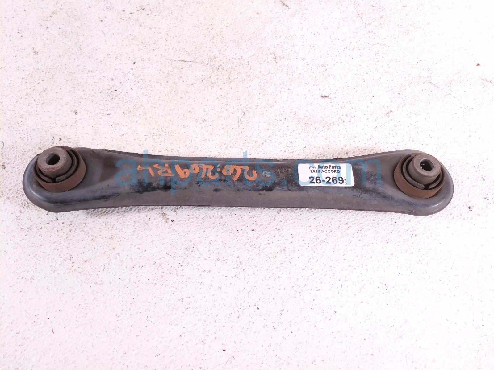 Honda RR/LH LATERAL LOWER CONTROL ARM