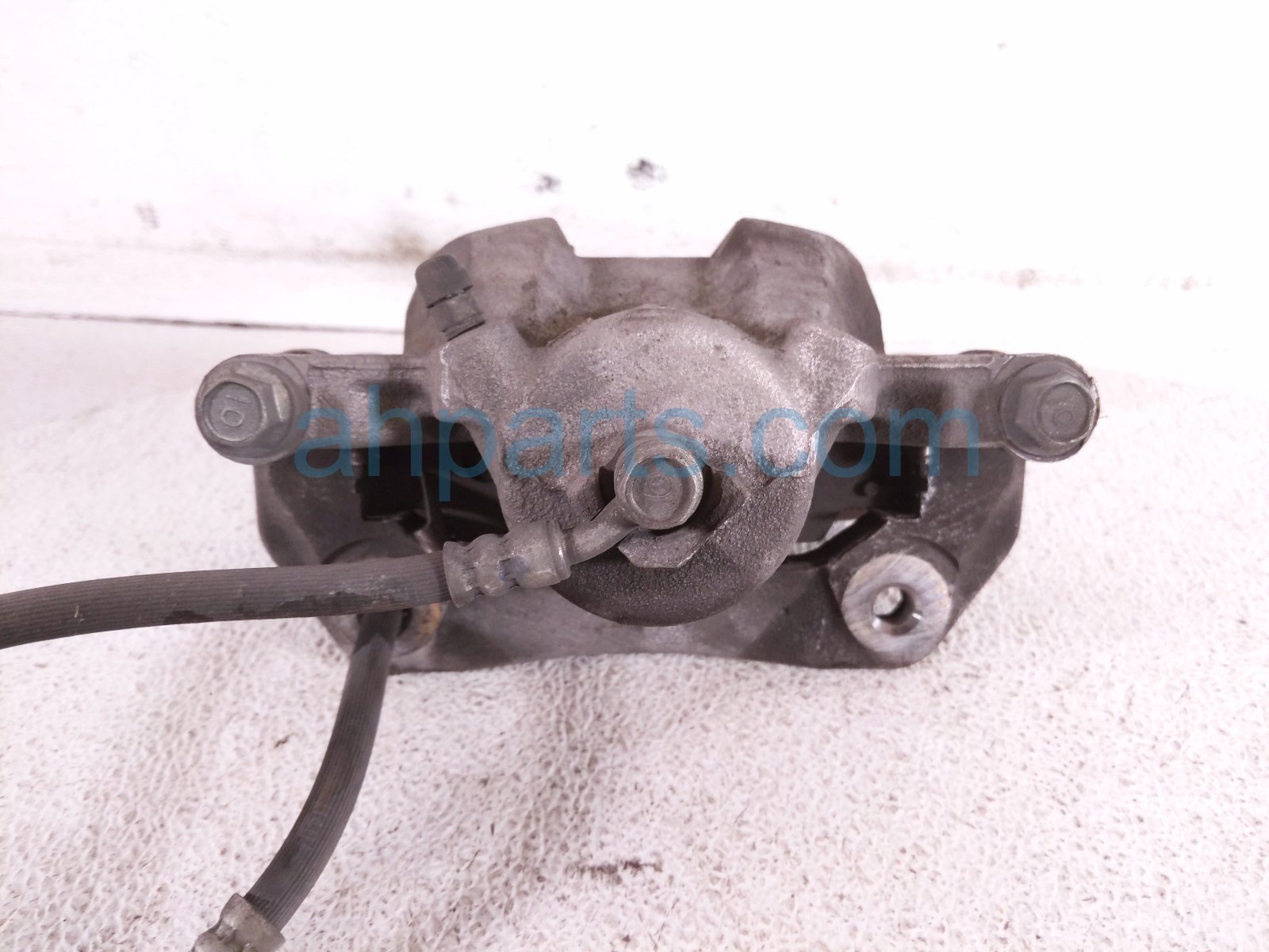 2018 Honda Accord Core Core Front Driver Brake Caliper 45019 TVA 000 Replacement 2018 Honda Accord Core Core Front Driver Brake Caliper 45019 TVA 000 Replacement thumbnail