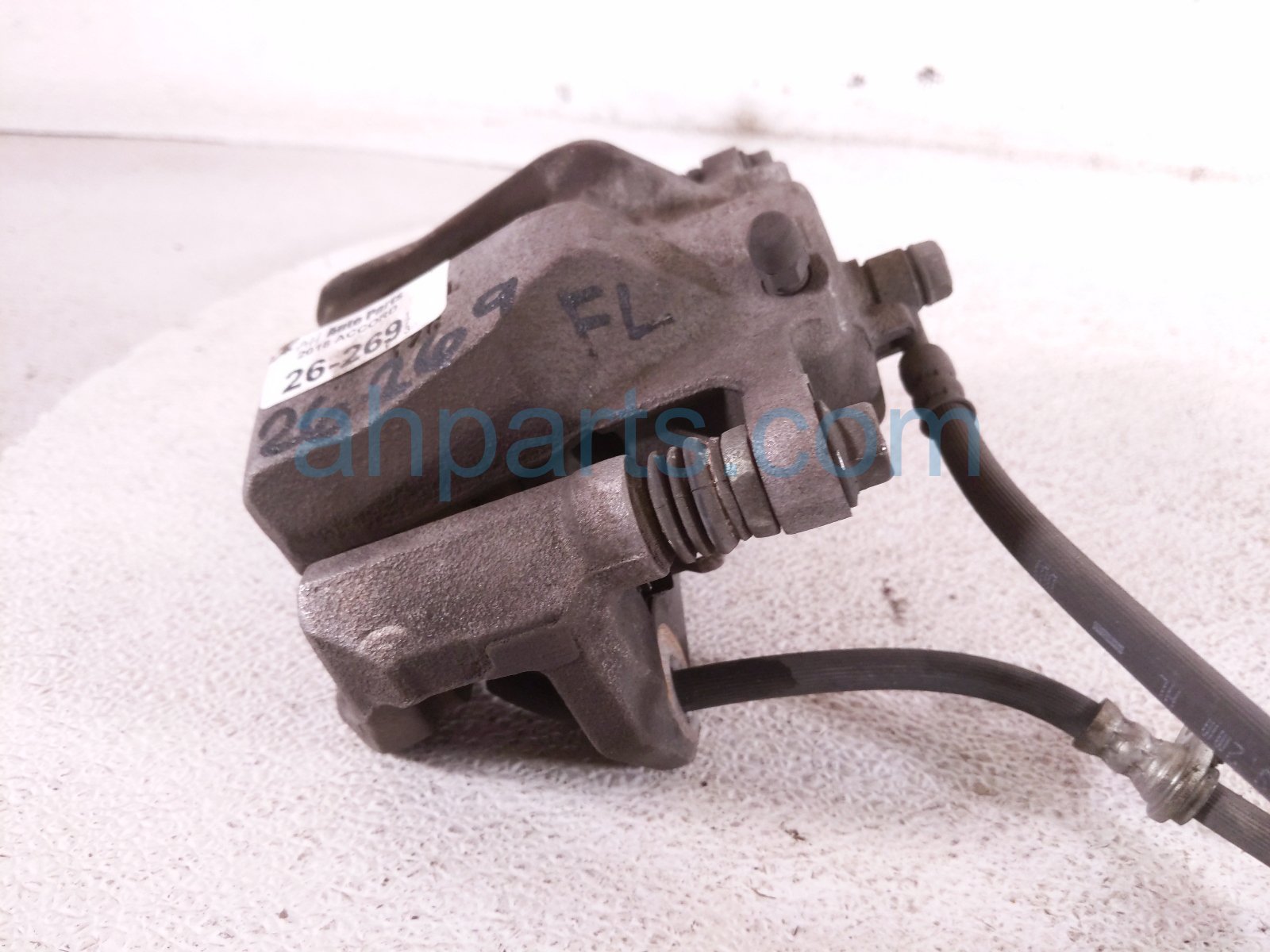 2018 Honda Accord Core Core Front Driver Brake Caliper 45019 TVA 000 Replacement 2018 Honda Accord Core Core Front Driver Brake Caliper 45019 TVA 000 Replacement thumbnail