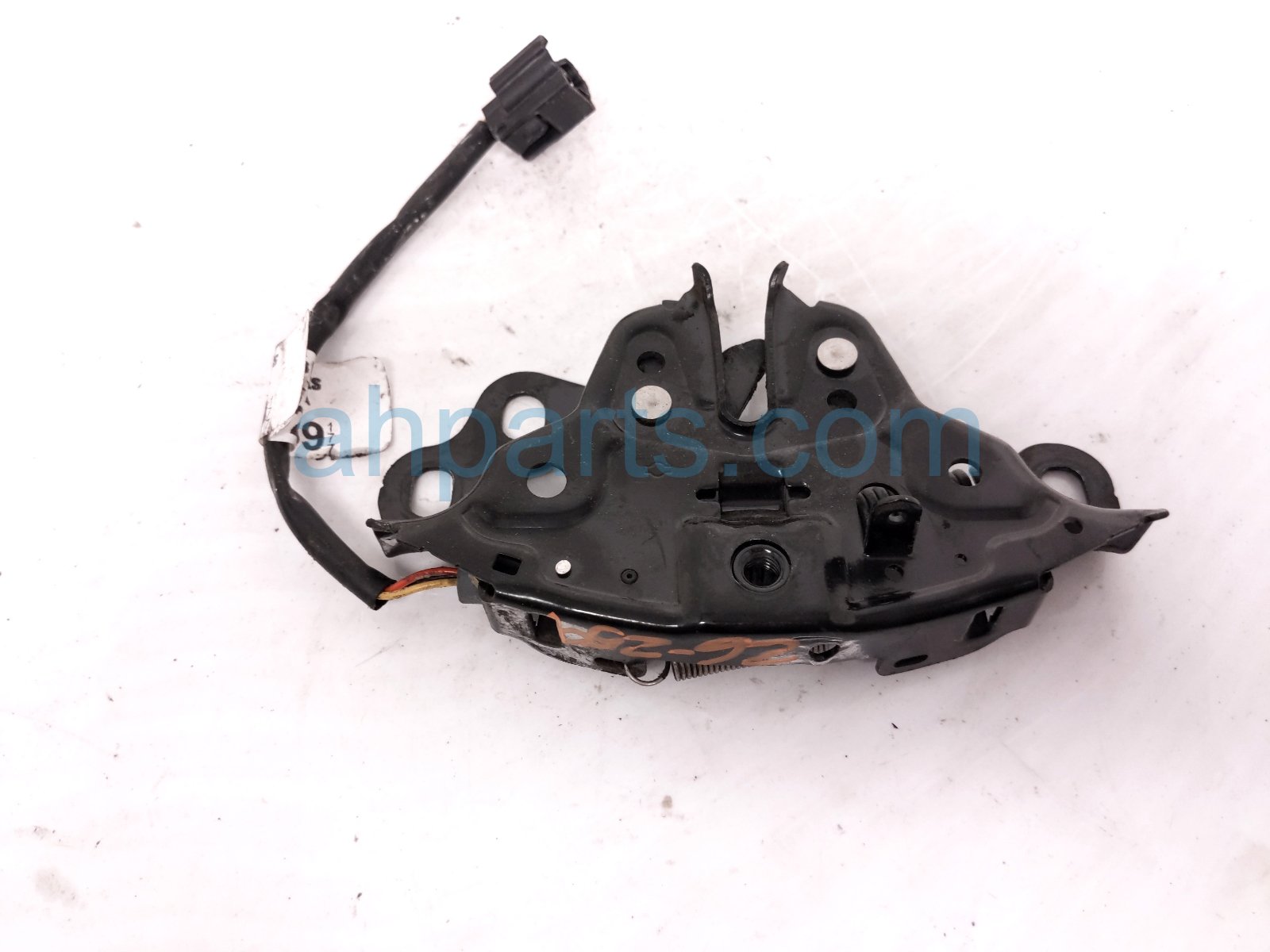 Nissan HOOD LOCK / LATCH ASSY