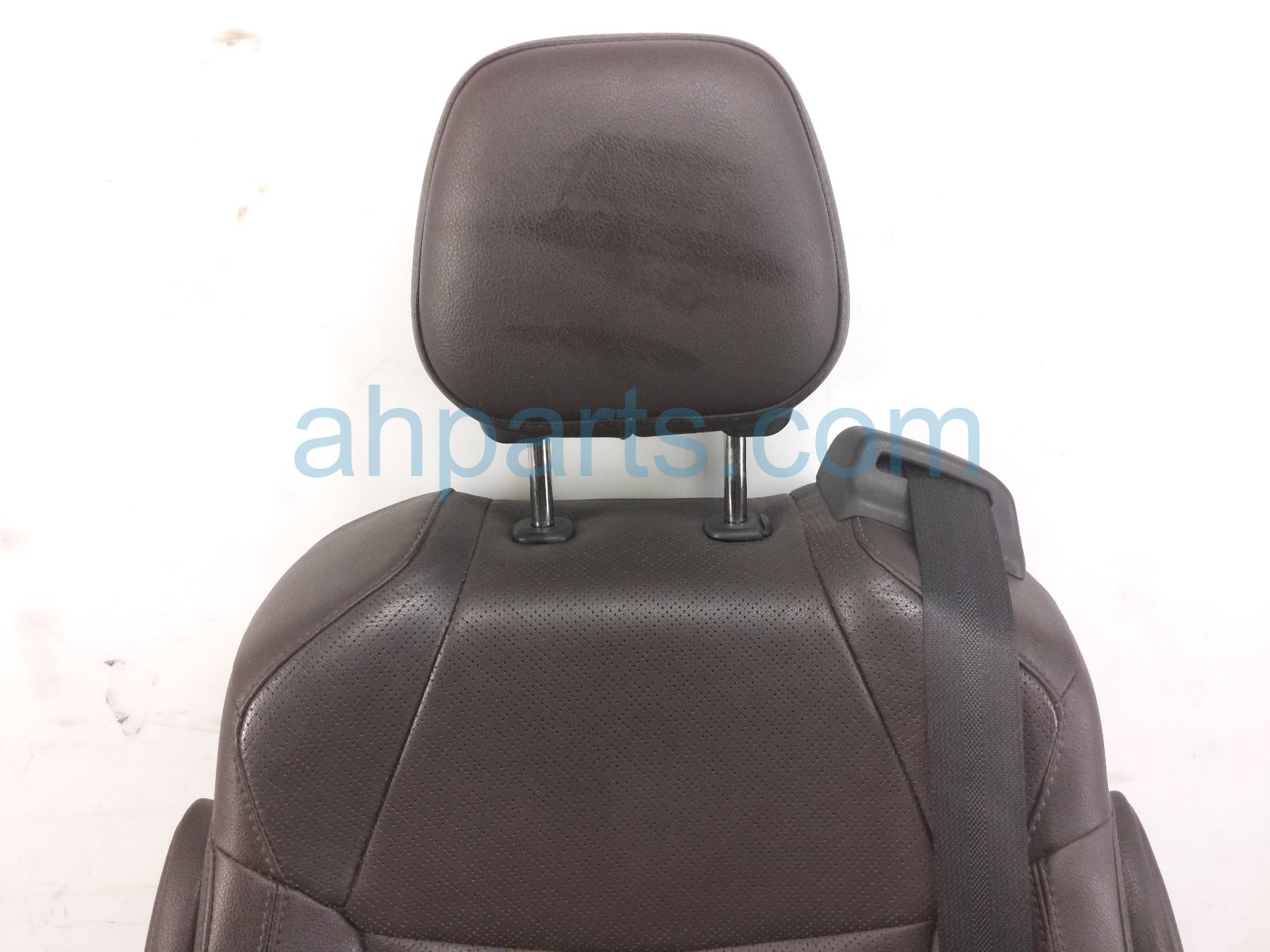 2022 Toyota Sienna Back Seat (2nd Row) Rear Driver 2nd Row Capt Chair brn Lthr 71078 08130 E2 Replacement 2022 Toyota Sienna Back Seat (2nd Row) Rear Driver 2nd Row Capt Chair brn Lthr 71078 08130 E2 Replacement thumbnail
