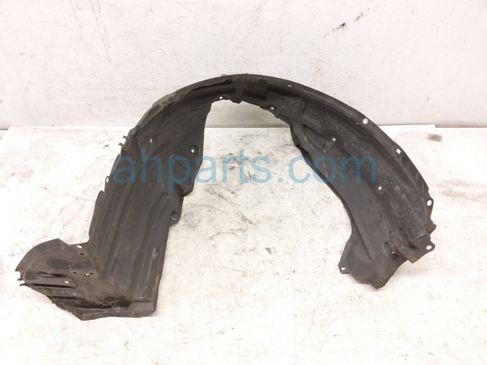 Front driver INNER FENDER LINER
