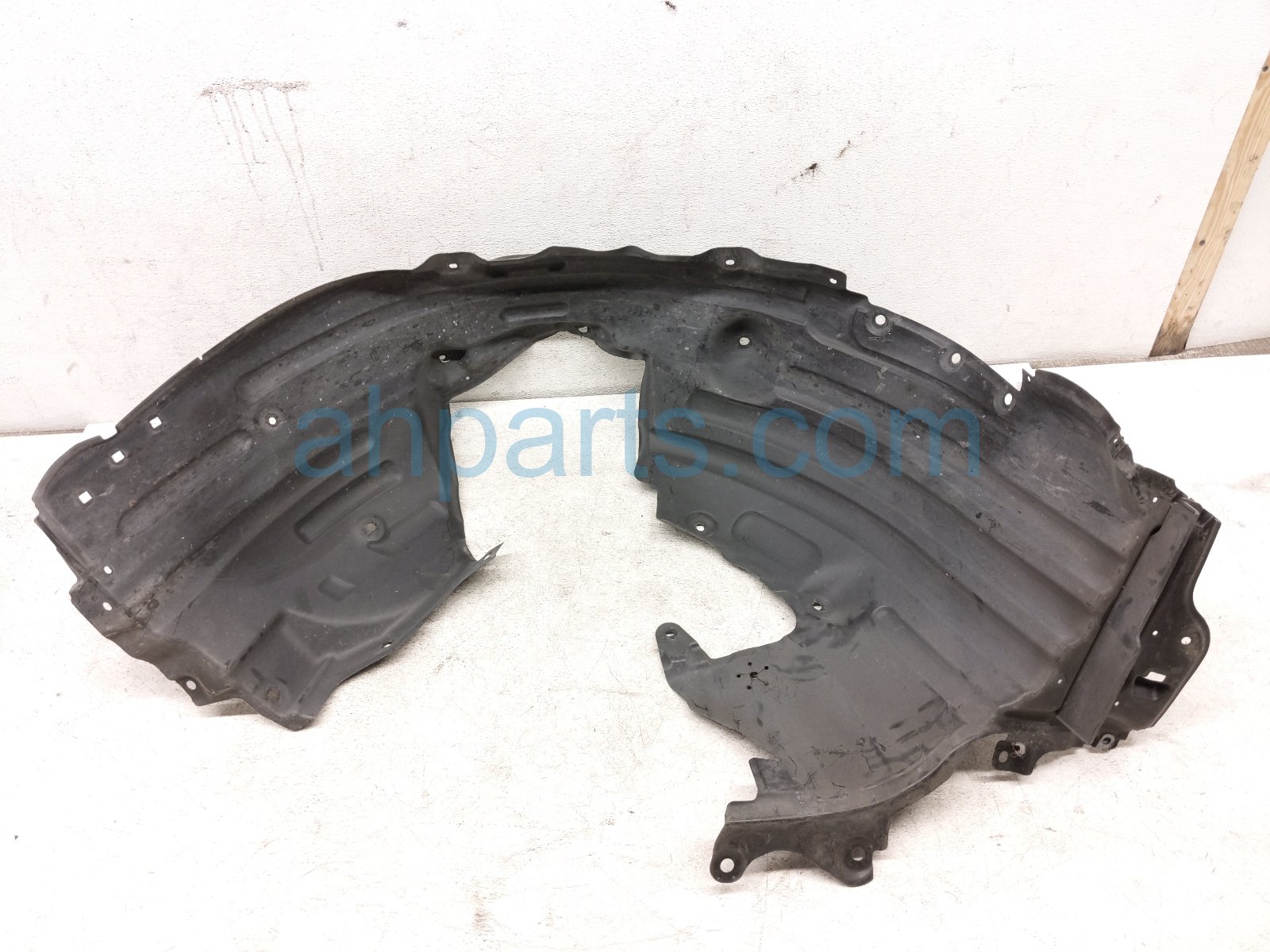 2024 Honda Pilot Front Passenger Inner Fender Liner 74100 T90 A00 Replacement 2024 Honda Pilot Front Passenger Inner Fender Liner 74100 T90 A00 Replacement thumbnail