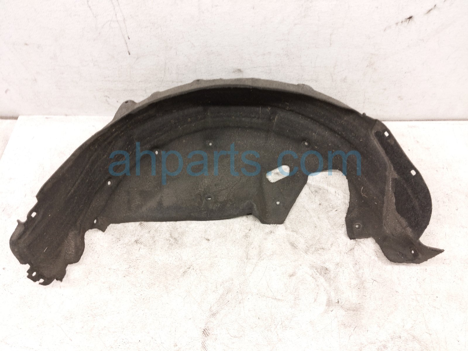 $65 Toyota RR/LH INNER FENDER LINER