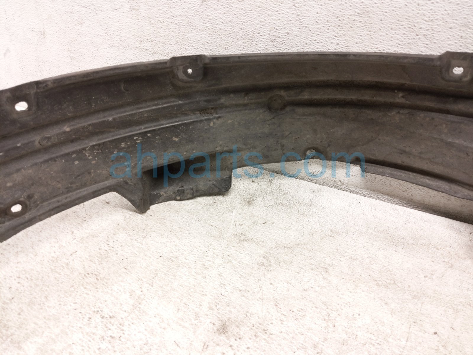2016 Honda CR V Front Passenger Inner Fender Liner 74100 T1W A00 Replacement 2016 Honda CR V Front Passenger Inner Fender Liner 74100 T1W A00 Replacement thumbnail