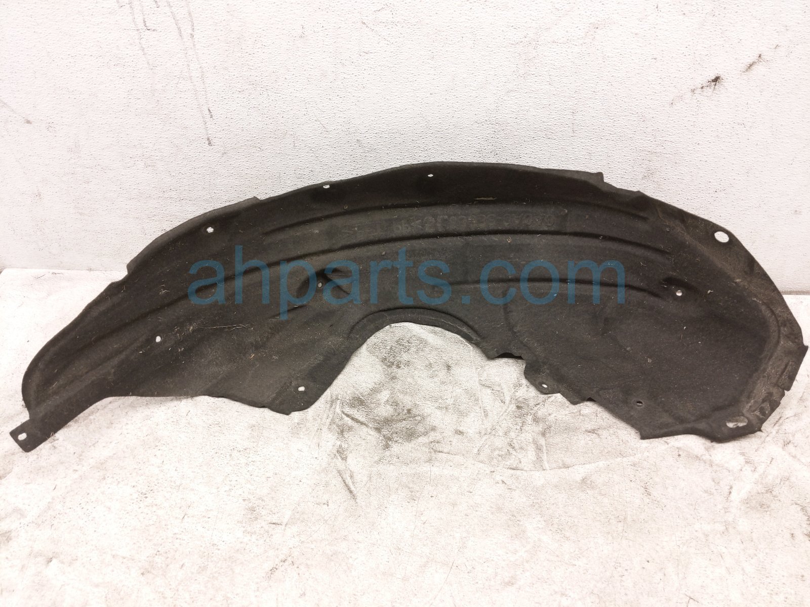 $45 Toyota RR/LH INNER FENDER LINER