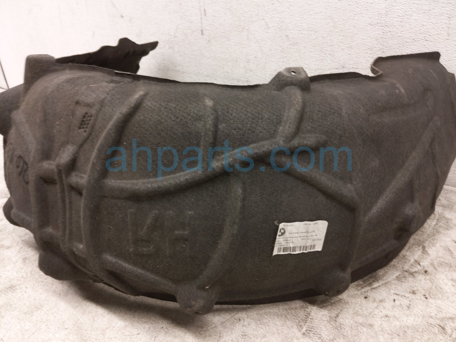 2025 BMW I4 Rear Passenger Inner Fender Liner 51 71 9 448 018 Replacement 2025 BMW I4 Rear Passenger Inner Fender Liner 51 71 9 448 018 Replacement thumbnail