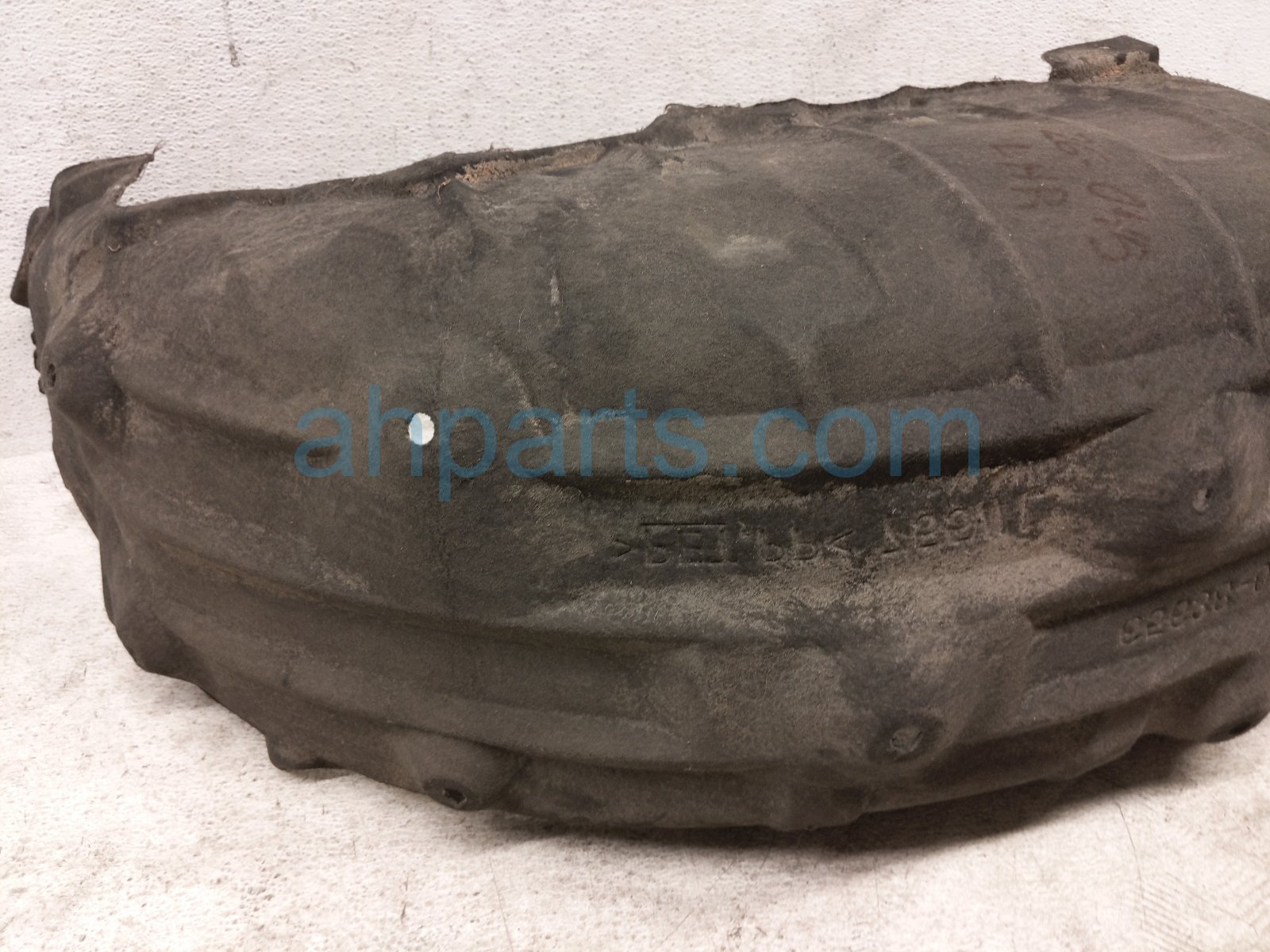 2020 Toyota Highlander Rear Driver Inner Fender Liner 65638 0E070 Replacement 2020 Toyota Highlander Rear Driver Inner Fender Liner 65638 0E070 Replacement thumbnail