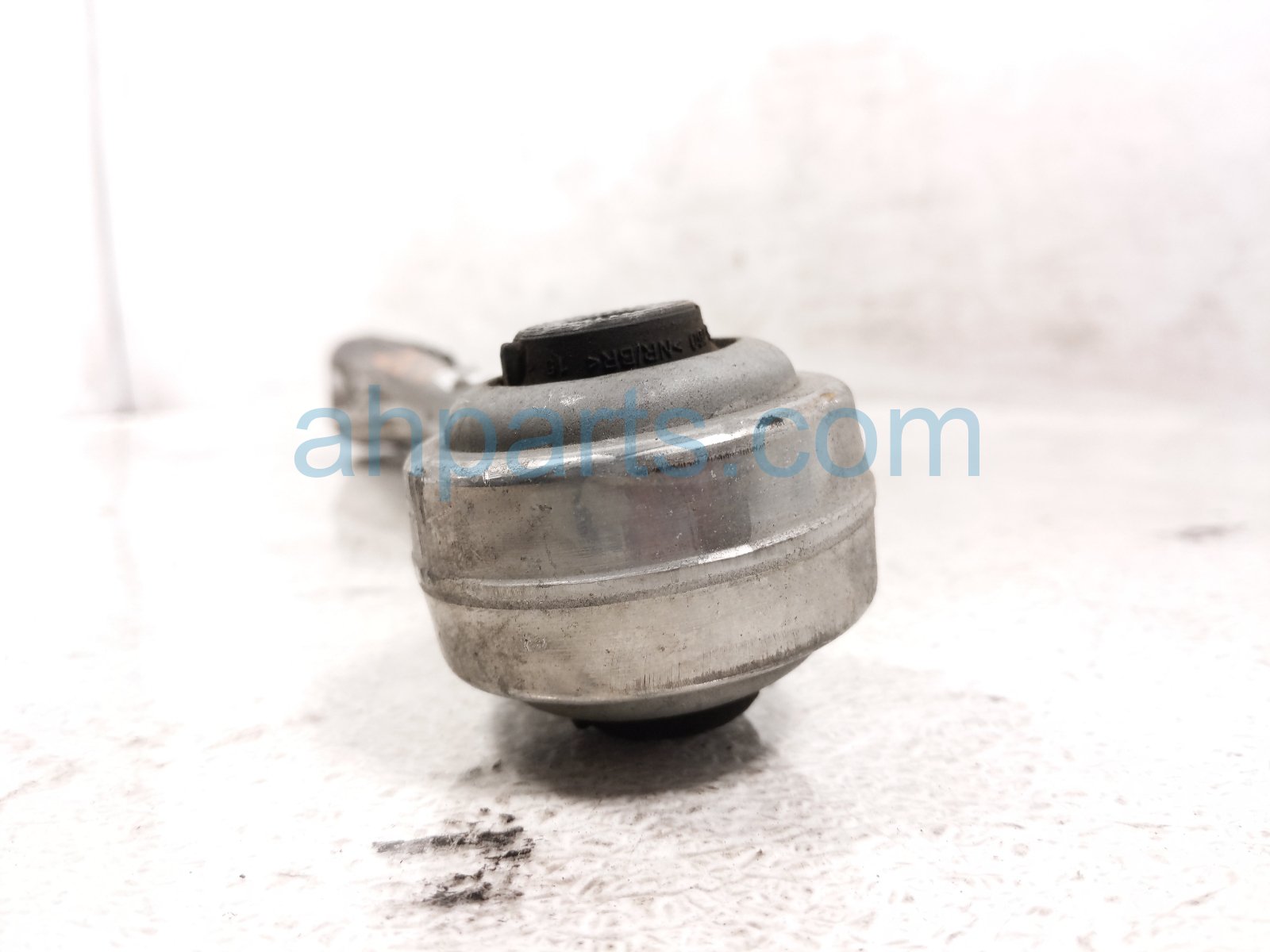2016 BMW 328i Front Passenger Rearward Lower Control Arm 31 12 6 852 992 Replacement 2016 BMW 328i Front Passenger Rearward Lower Control Arm 31 12 6 852 992 Replacement thumbnail