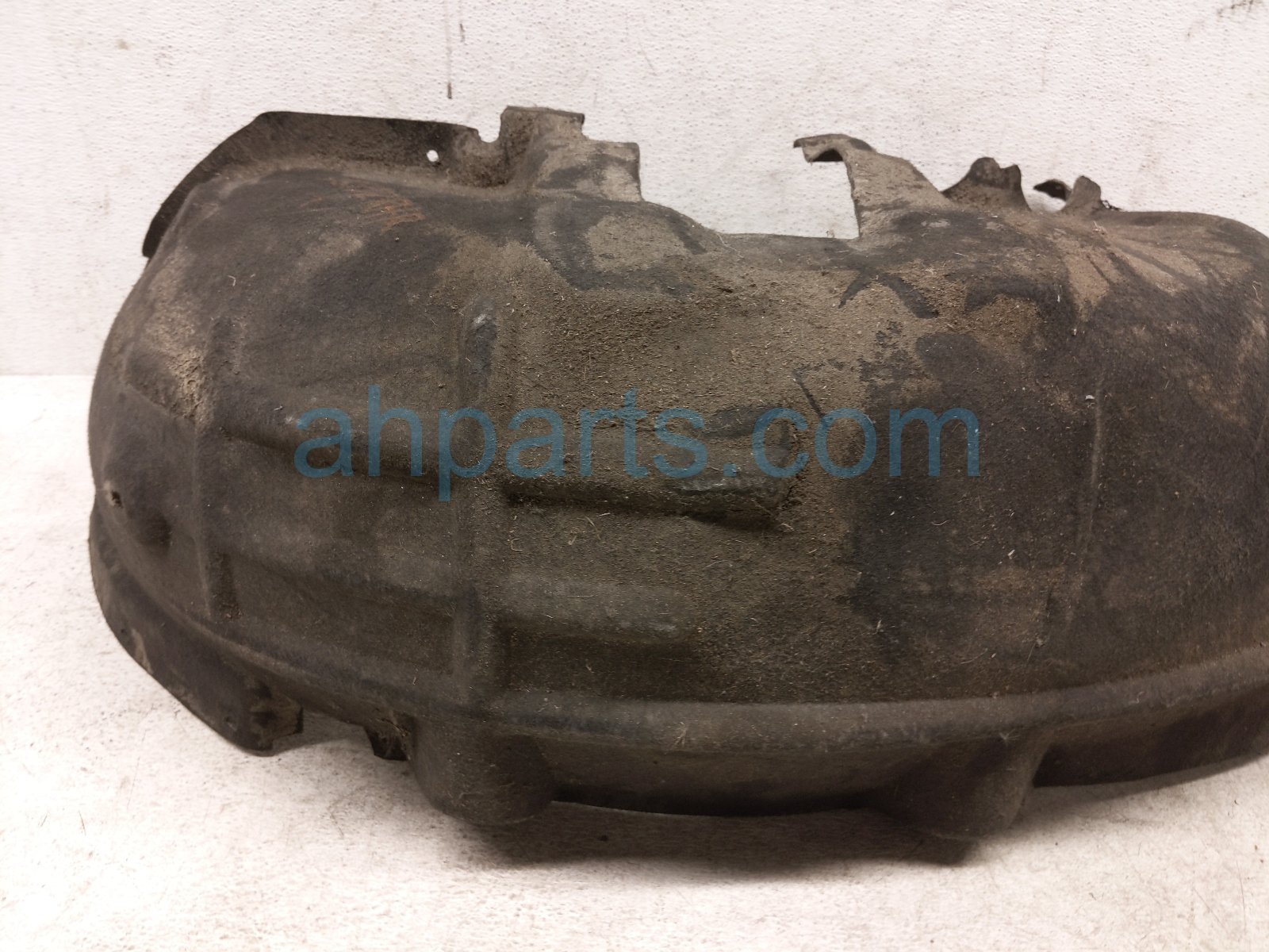 2015 Audi Q5 Audi Rear Passenger Inner Fender Liner 8R0 810 172 C Replacement 2015 Audi Q5 Audi Rear Passenger Inner Fender Liner 8R0 810 172 C Replacement thumbnail