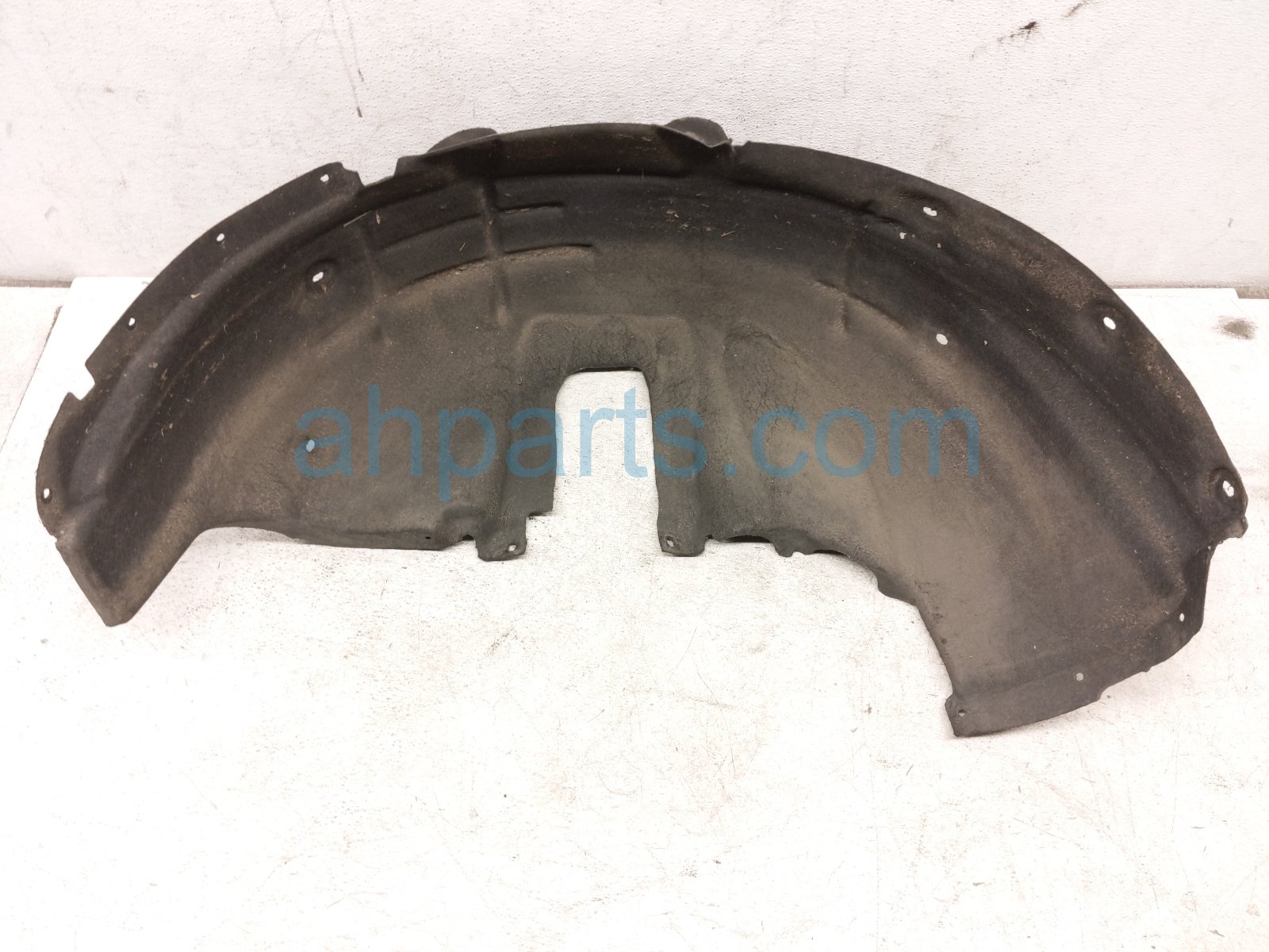 2015 Audi Q5 Audi Rear Passenger Inner Fender Liner 8R0 810 172 C Replacement 2015 Audi Q5 Audi Rear Passenger Inner Fender Liner 8R0 810 172 C Replacement thumbnail
