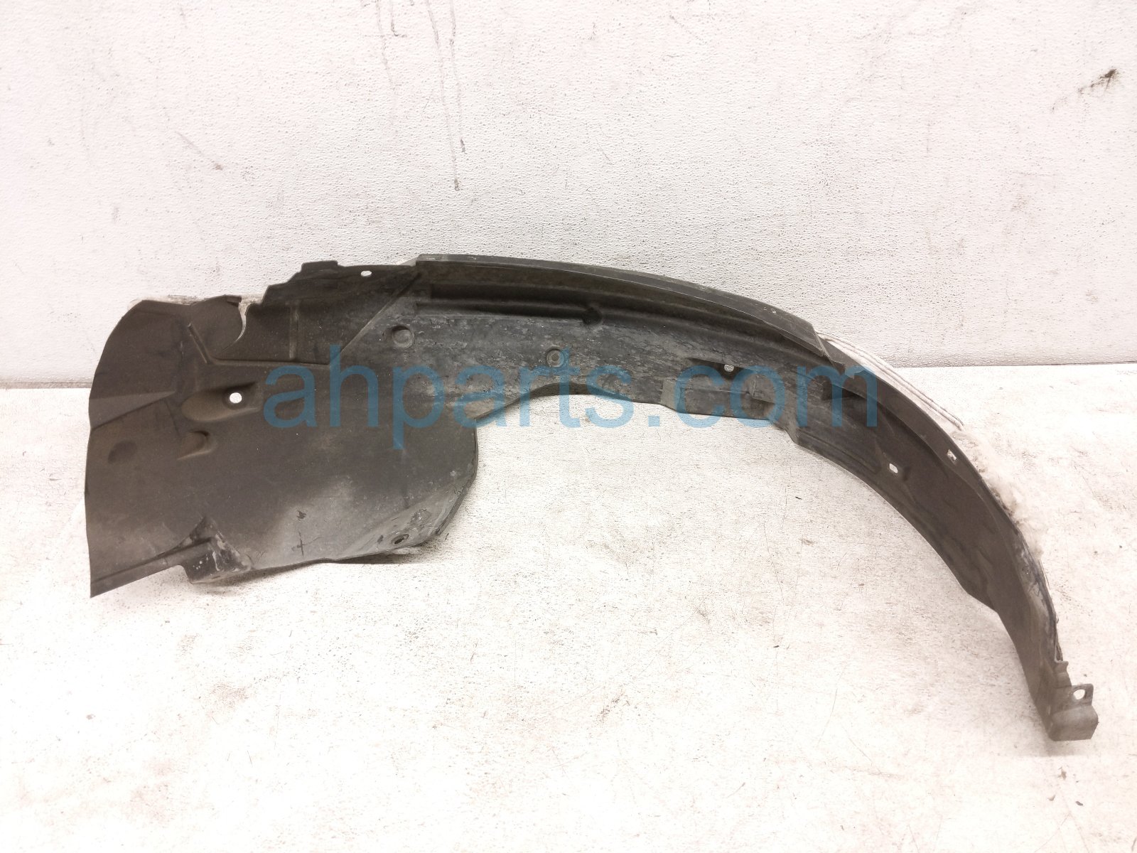 $50 Honda FR/LH INNER FENDER LINER