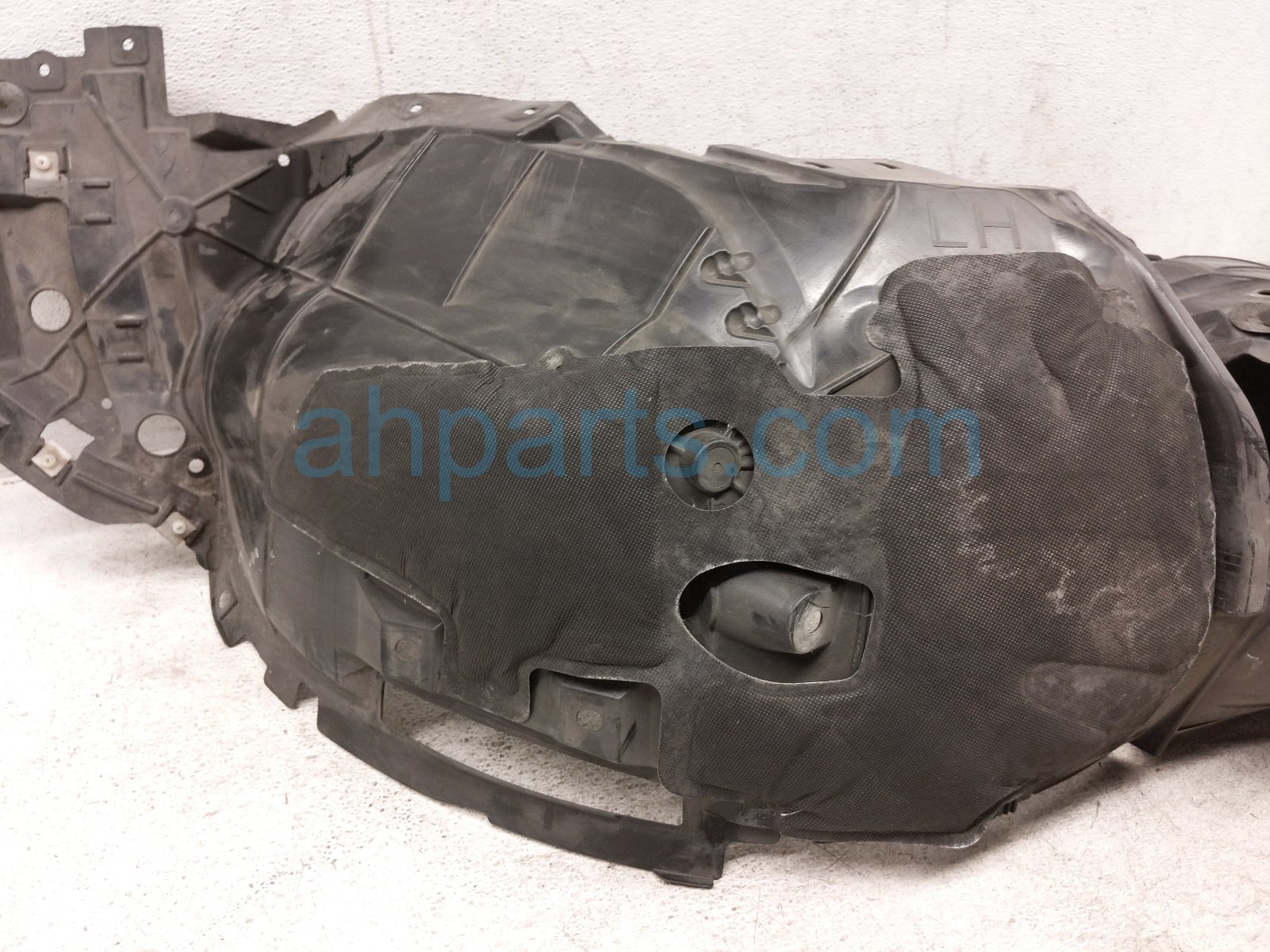 2021 Nissan Rogue Front Driver Inner Fender Liner 63843 6RA0A Replacement 2021 Nissan Rogue Front Driver Inner Fender Liner 63843 6RA0A Replacement thumbnail